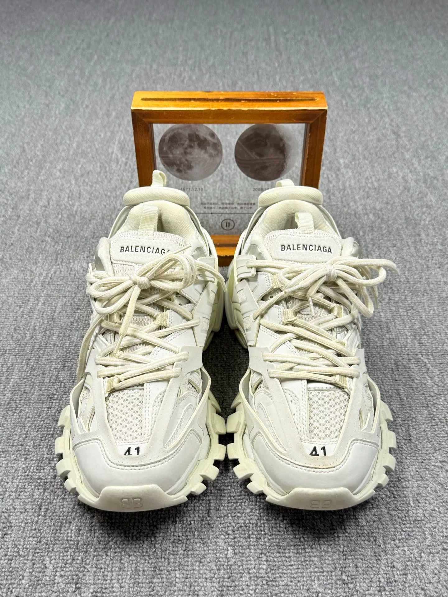 Balenciaga Balenciaga White Lowtop Sneakers 8 Men Size US 8 / EU 41 - 4 Thumbnail