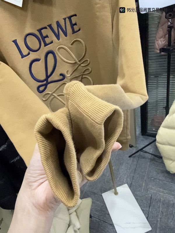 Loewe LOEWE Anagram Logo Embroidered Cotton Crewneck Sweatshirt Size US XS / EU 42 / 0 - 7 Thumbnail
