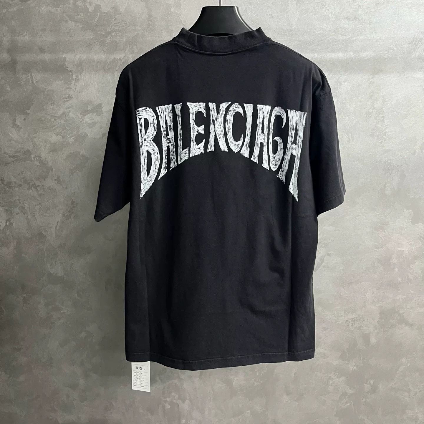 Balenciaga Balenciaga Black Letter Print T-shirt Size XS / US 0-2 / IT 36-38 - 2 Thumbnail