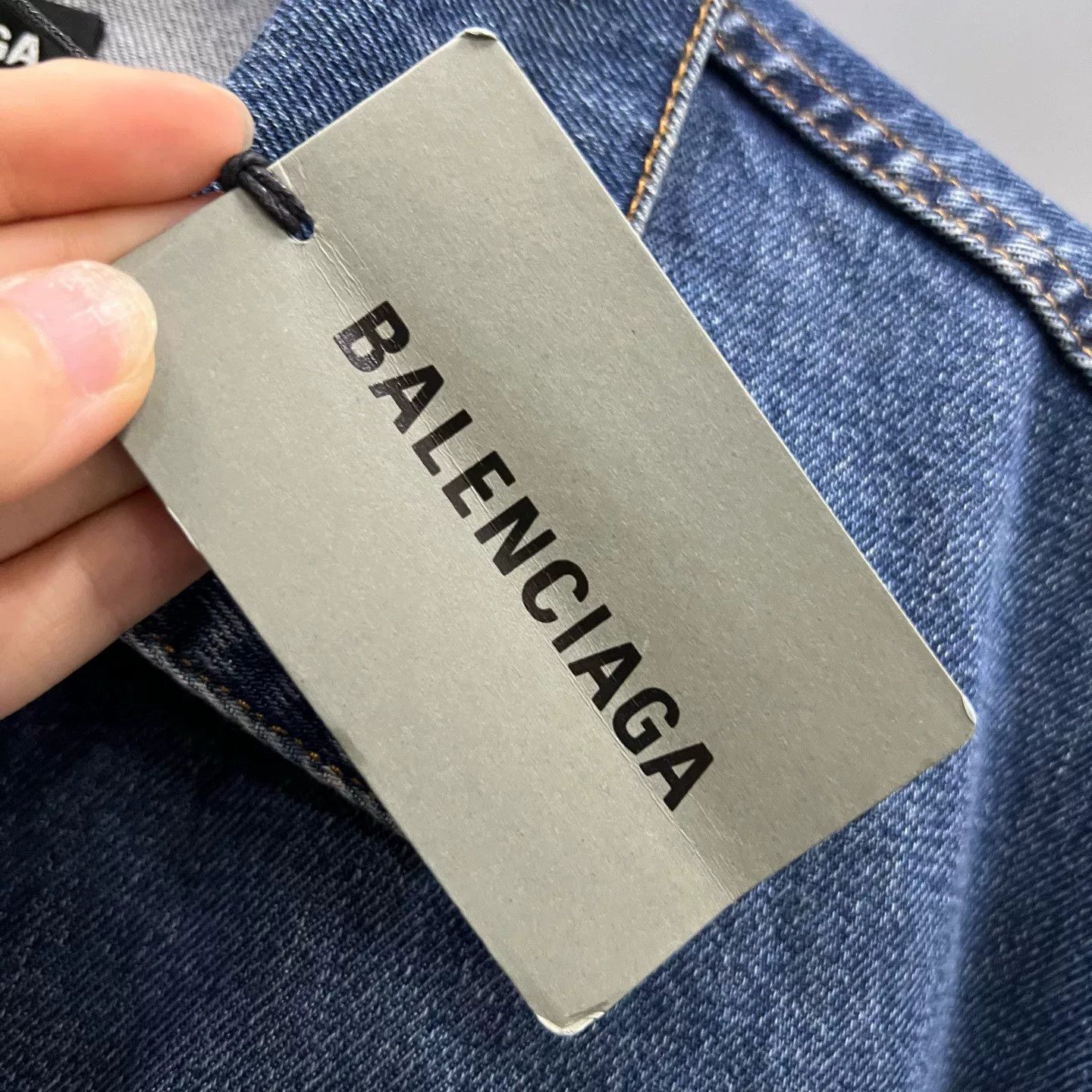 Balenciaga Balenciaga Embroidered Logo Denim Jacket Size US M / EU 48-50 / 2 - 5 Thumbnail