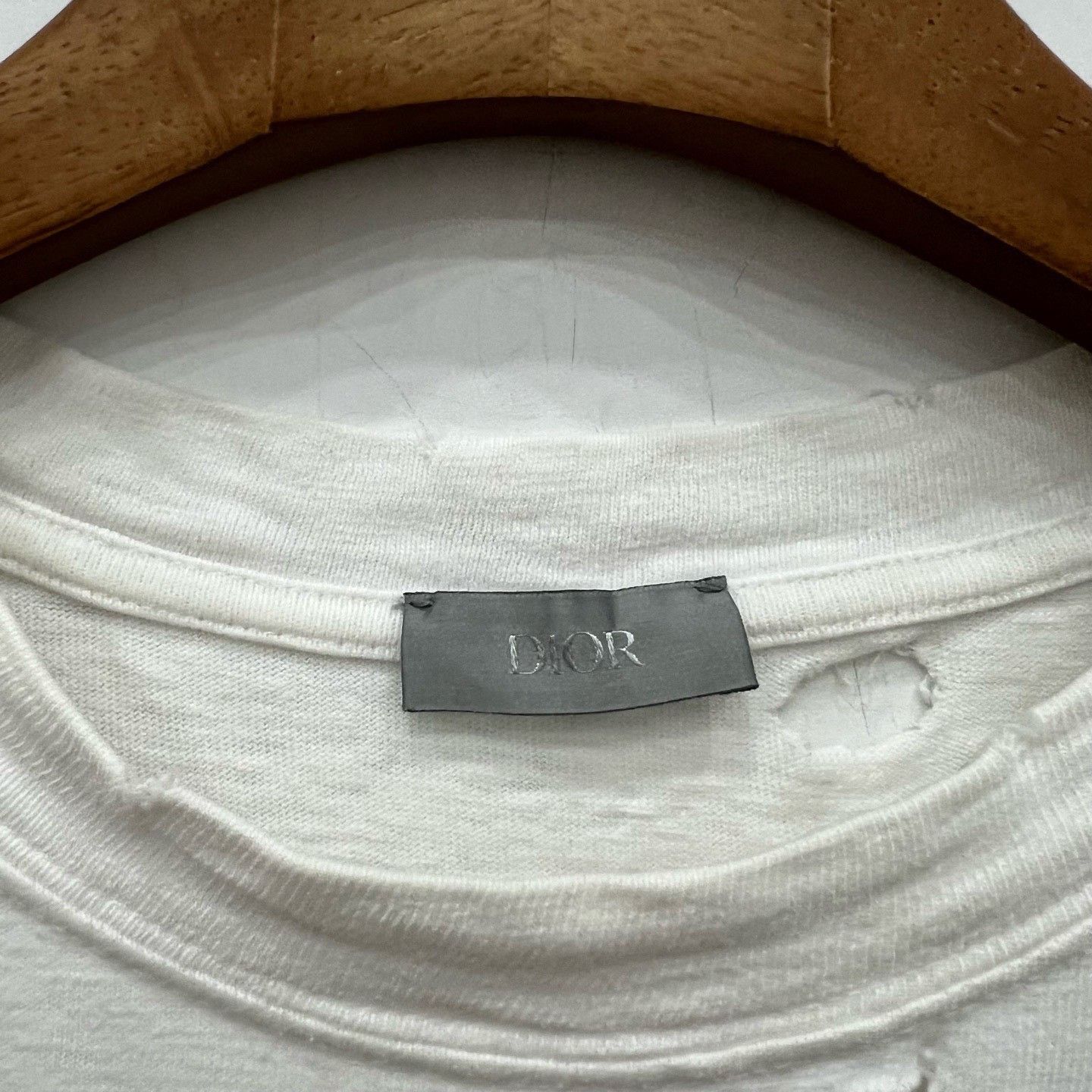 Dior Dior White Destroyed Logo Short Sleeve Size US S / EU 44-46 / 1 - 4 Thumbnail