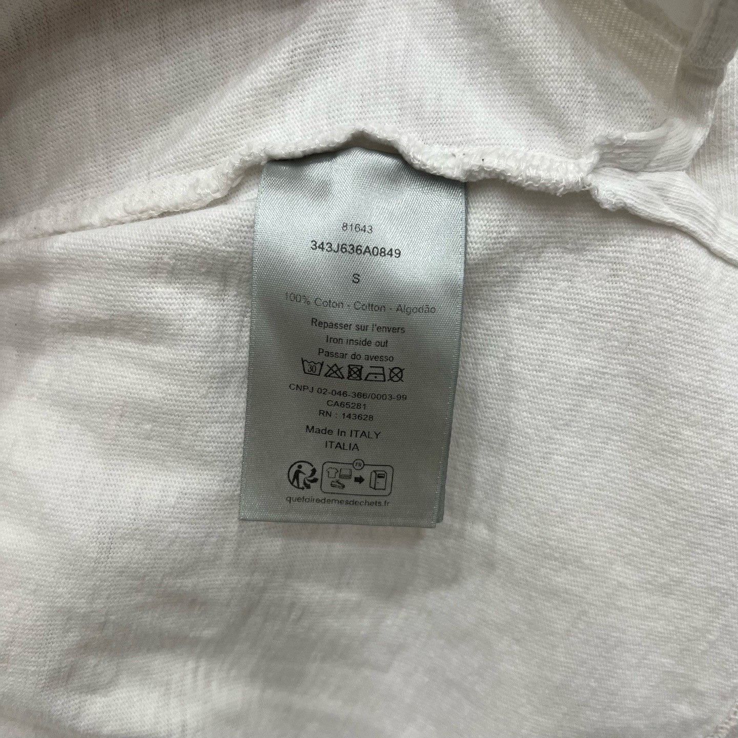 Dior Dior White Destroyed Logo Short Sleeve Size US S / EU 44-46 / 1 - 5 Thumbnail