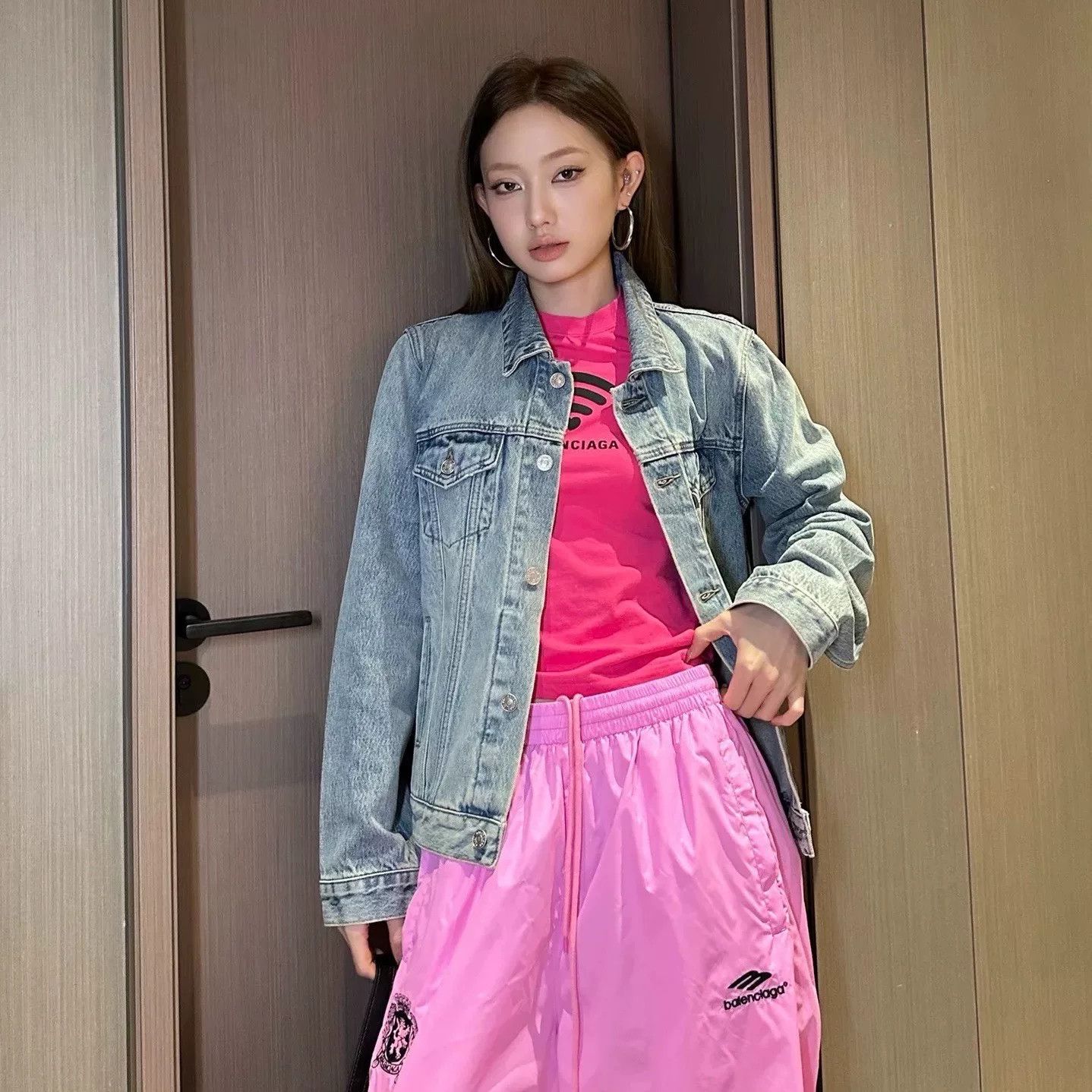 Balenciaga Balenciaga Collared Solid Diamond Logo Denim Jacket Size XXS / US 00 / IT 34 - 7 Thumbnail