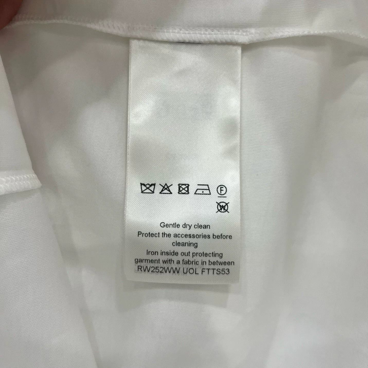 Louis Vuitton Louis Vuitton Chain Print Short-Sleeve T-Shirt Size US S / EU 44-46 / 1 - 6 Thumbnail