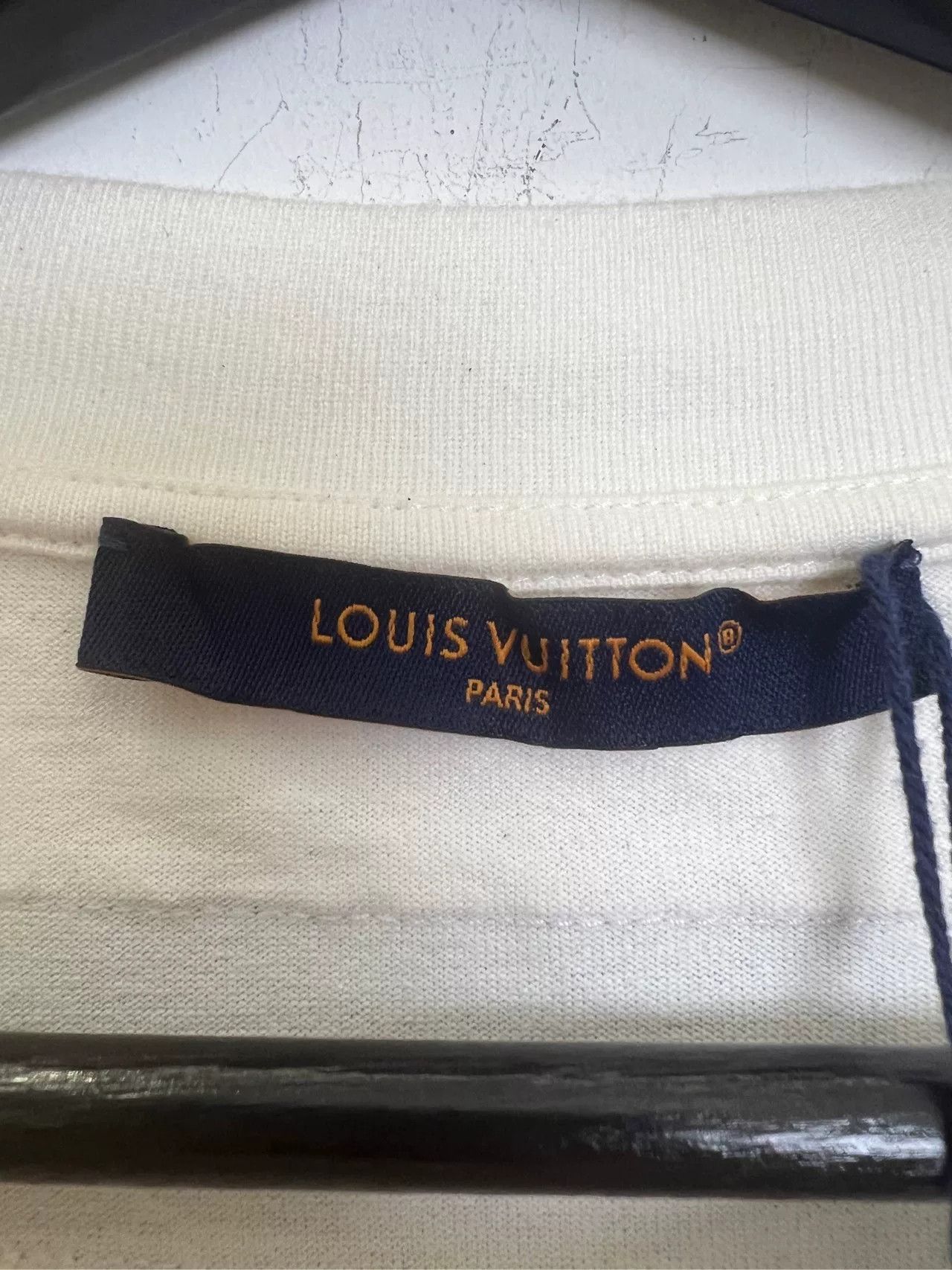 Louis Vuitton Louis Vuitton LV Letter Print Pocket Tee Size US L / EU 52-54 / 3 - 6 Thumbnail