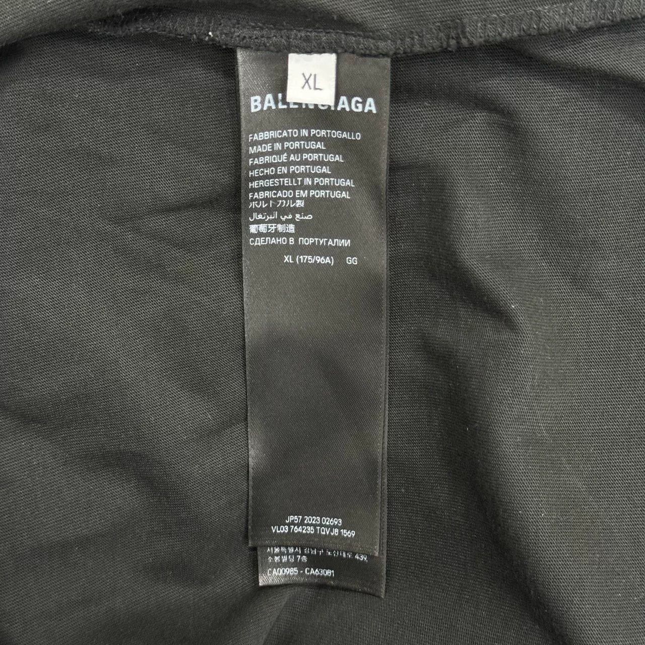 Balenciaga Balenciaga Distressed Sanskrit Print Short-Sleeve Size US XL / EU 56 / 4 - 5 Thumbnail