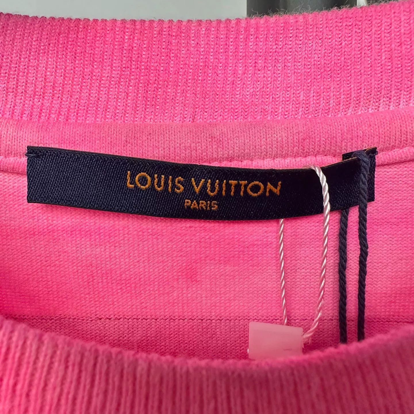 Louis Vuitton Louis Vuitton Pink Logo Tie-Dye Short-Sleeve M Size M / US 6-8 / IT 42-44 - 4 Thumbnail