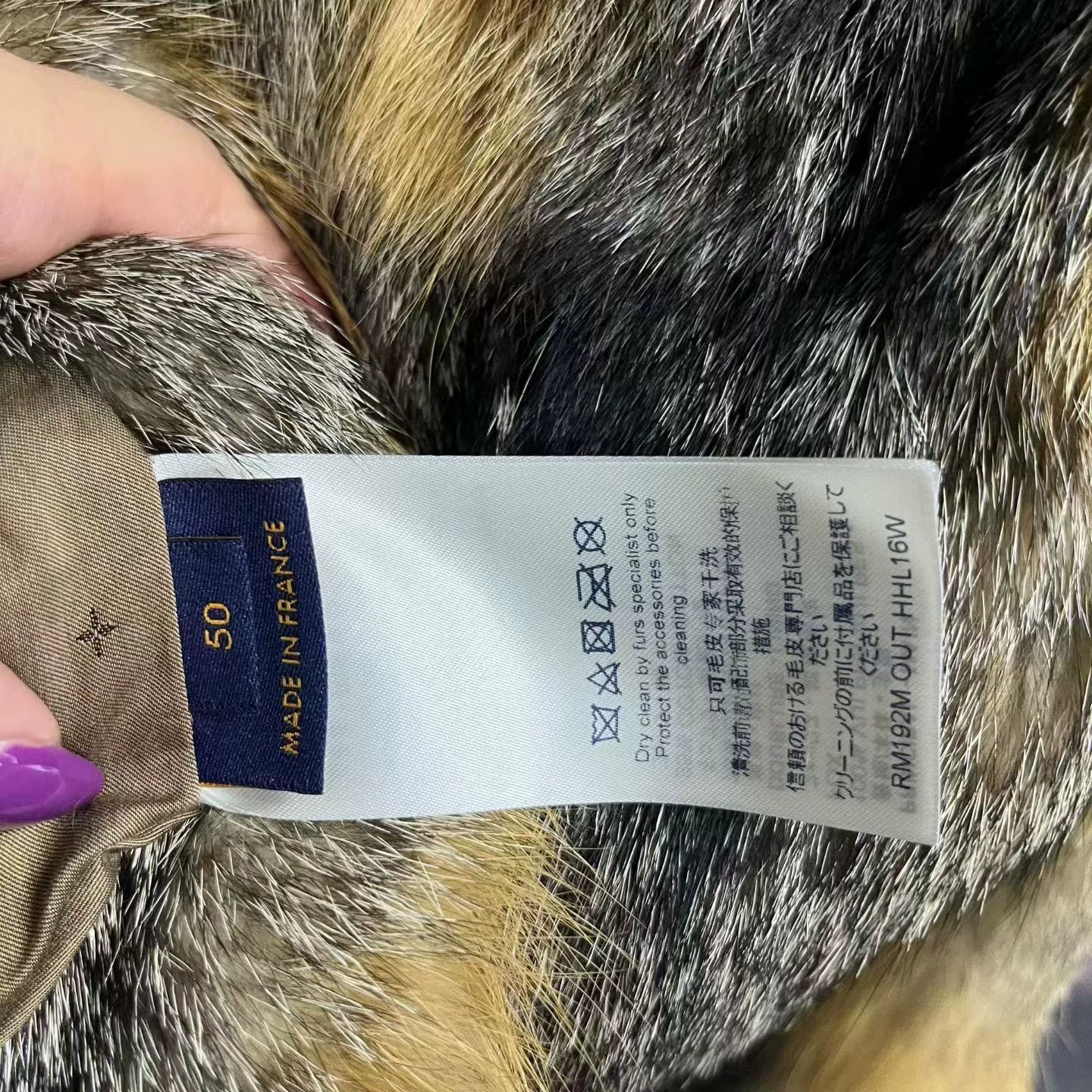 Louis Vuitton Louis Vuitton Brown Fox Fur Jacket Size US M / EU 48-50 / 2 - 4 Thumbnail