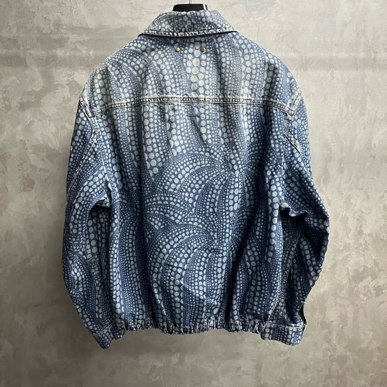 Louis Vuitton Louis Vuitton Blue Kusama Pumpkin Denim Jacket Size US L / EU 52-54 / 3 - 2 Thumbnail