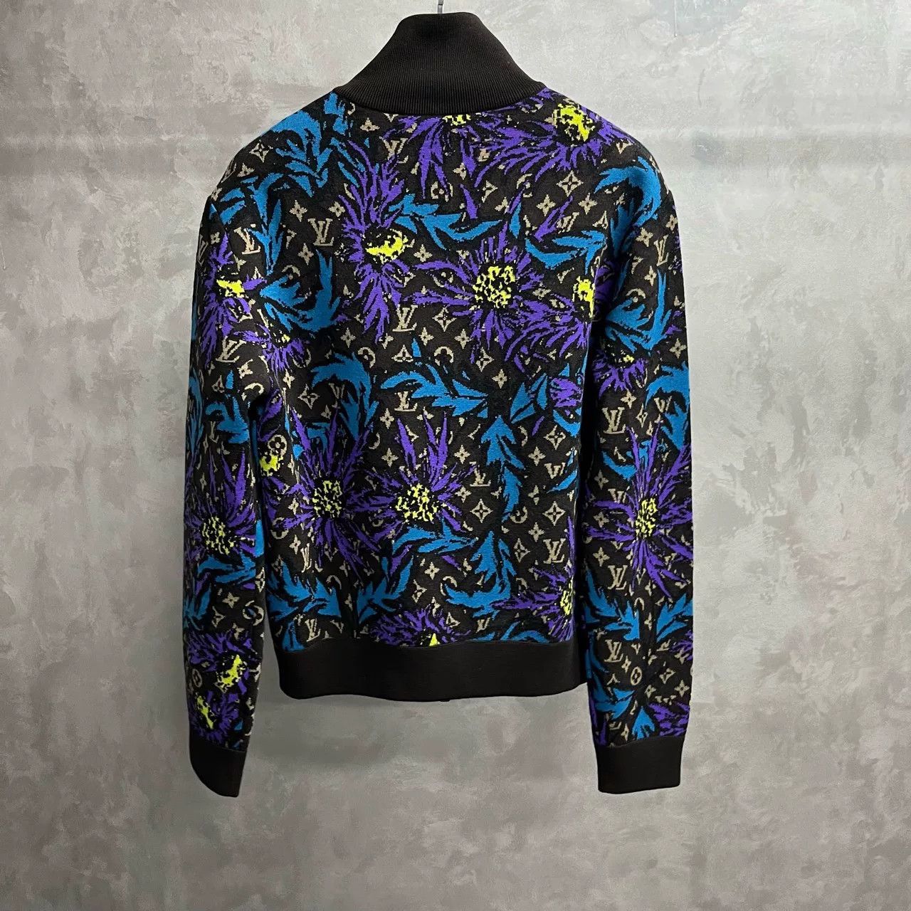 Louis Vuitton Louis Vuitton Black Floral Zip Jacket Size US M / EU 48-50 / 2 - 2 Thumbnail