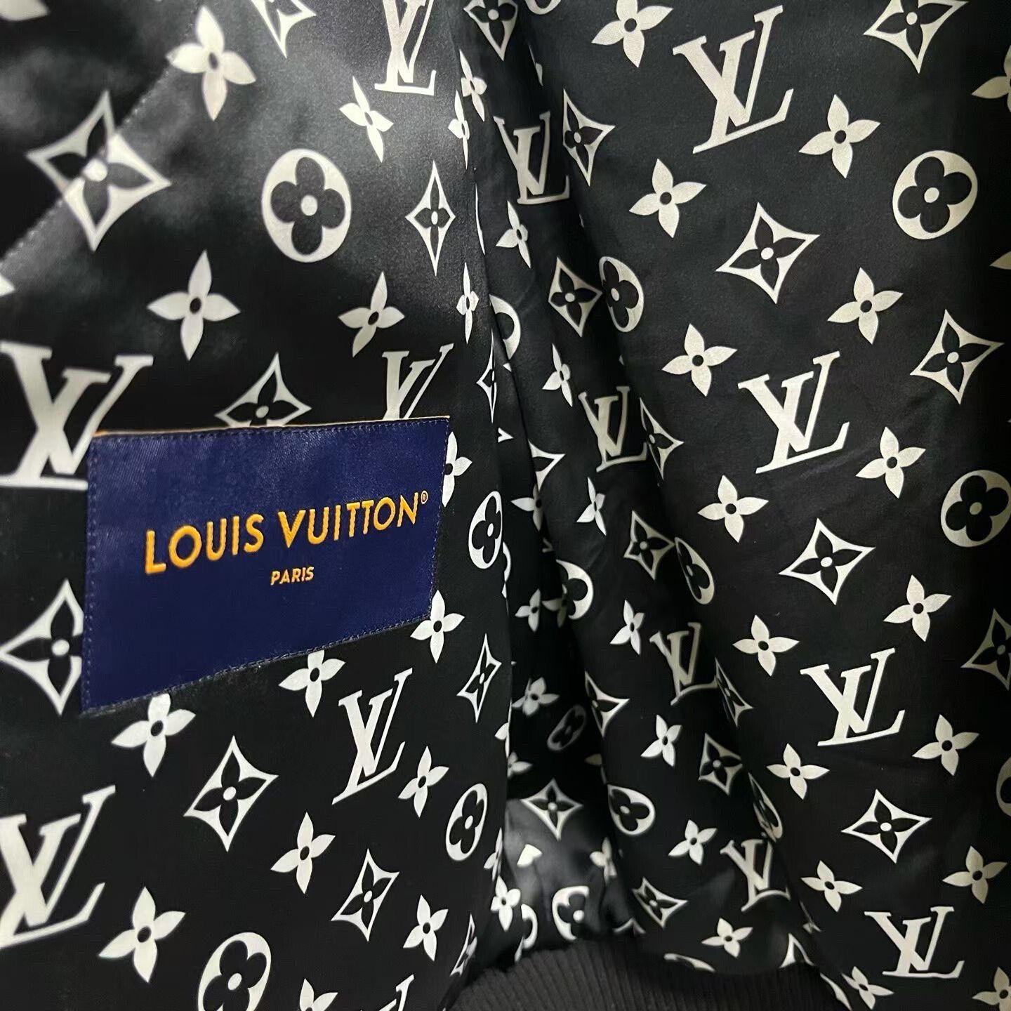 Louis Vuitton Louis Vuitton Wool Leather Baseball Jacket Size US L / EU 52-54 / 3 - 5 Thumbnail