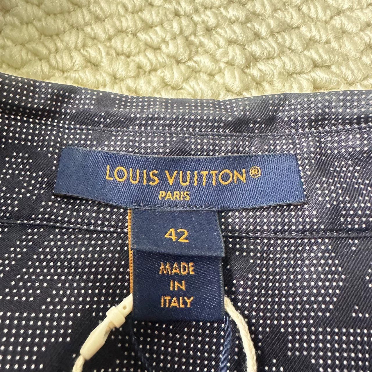 Louis Vuitton Louis Vuitton SS23 Purple Logo Silk Shirt Size US XS / EU 42 / 0 - 3 Thumbnail