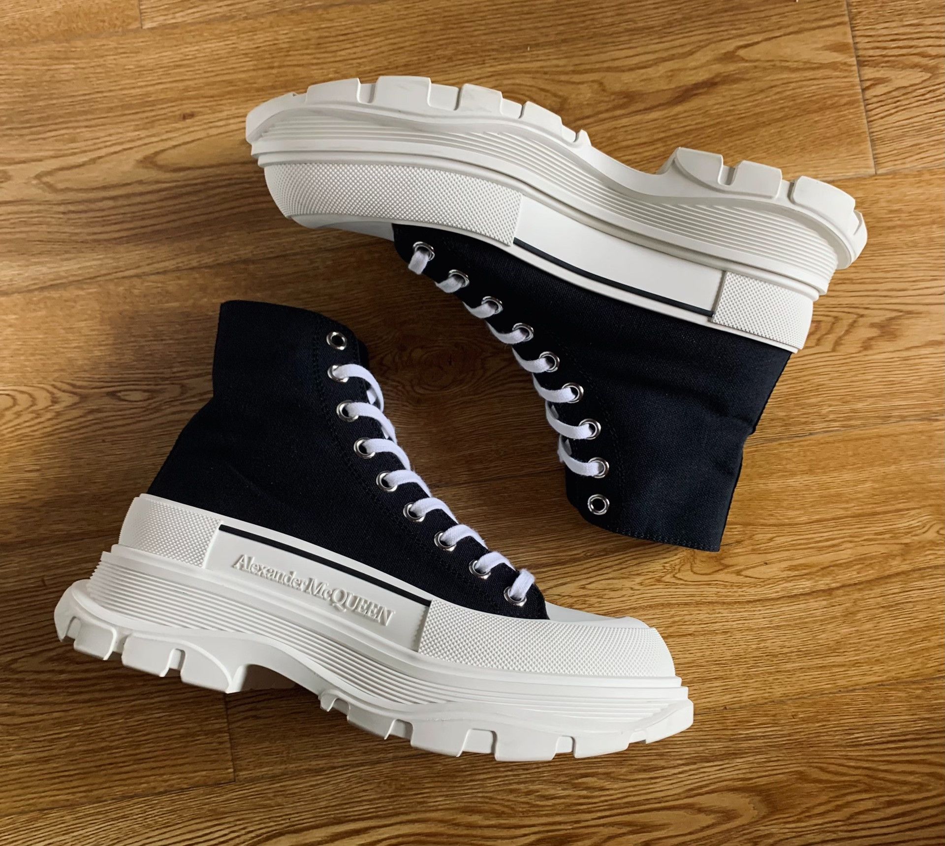 Alexander McQueen Alexander McQueen Tread High-Top Platform Size US 9 / EU 42 - 3 Thumbnail