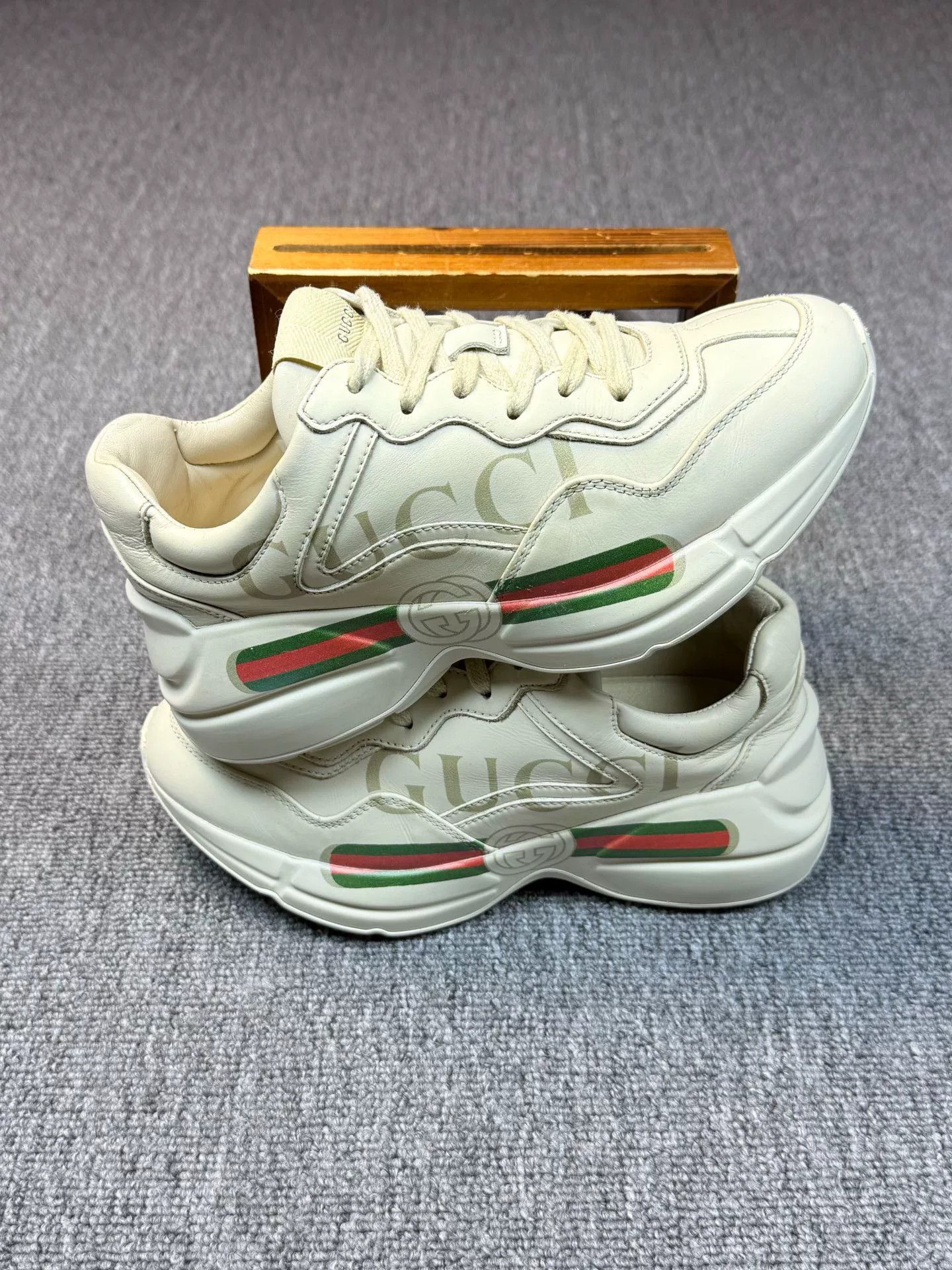 Gucci Gucci Lowtop Sneakers 10 Men Size US 10 / EU 43 - 2 Thumbnail