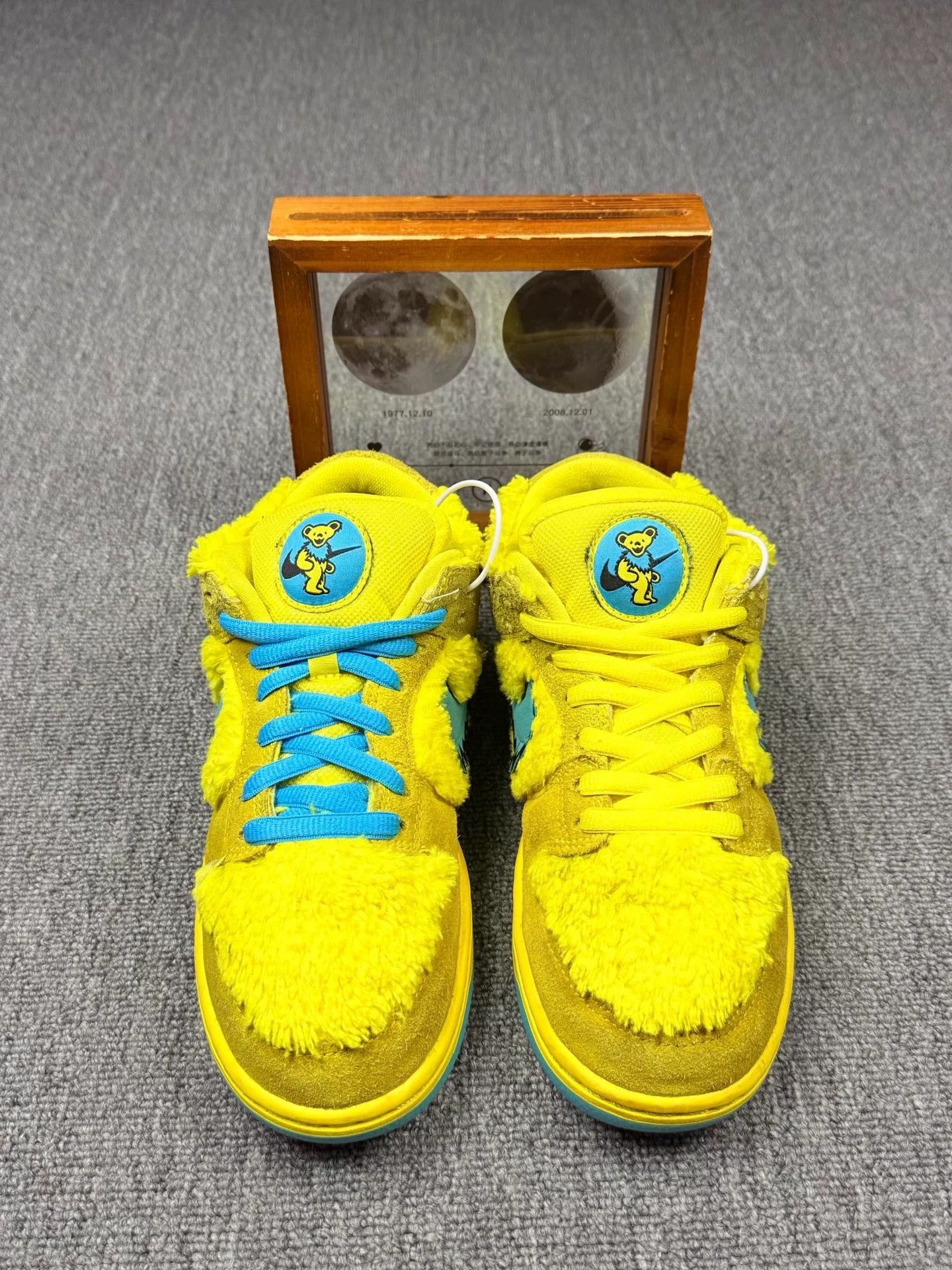 Nike Nike DUNK SB Yellow Lowtop Sneakers 8 Men Size US 8 / EU 41 - 4 Thumbnail