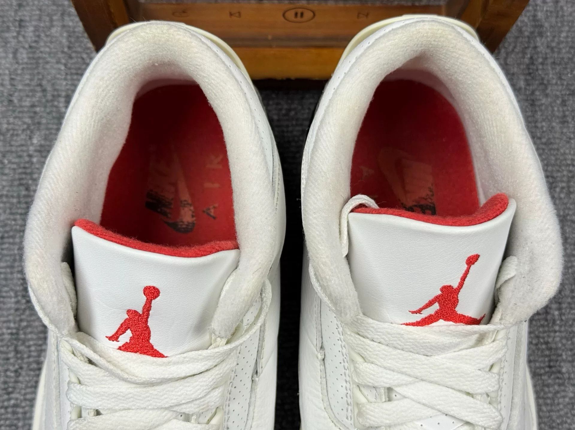 Nike Nike AJ3 White Lowtop Sneakers 9 Men Size US 9 / EU 42 - 9 Thumbnail