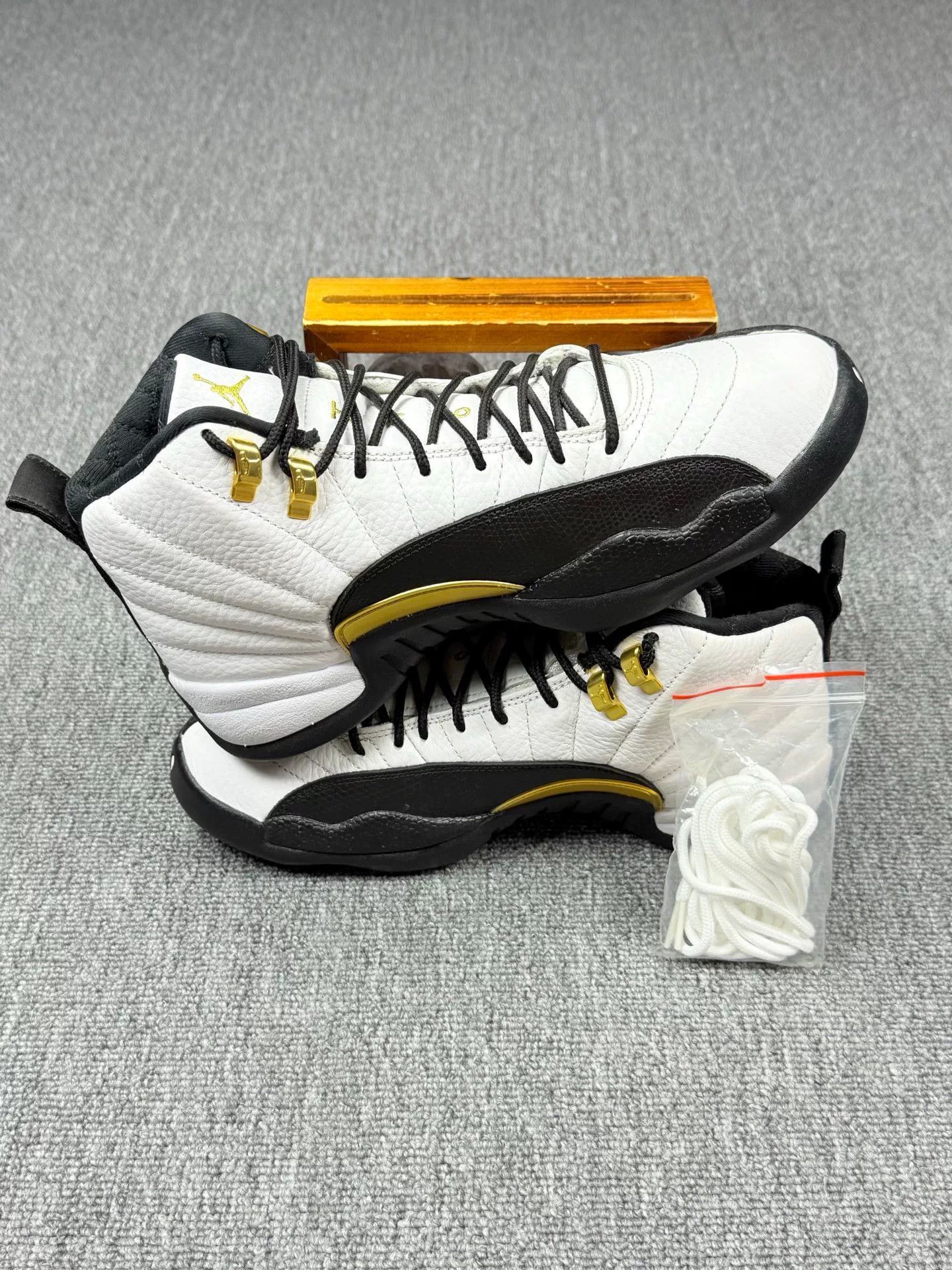 Nike Nike AJ12 Black Lowtop Sneakers 9 Men Size US 9 / EU 42 - 3 Thumbnail