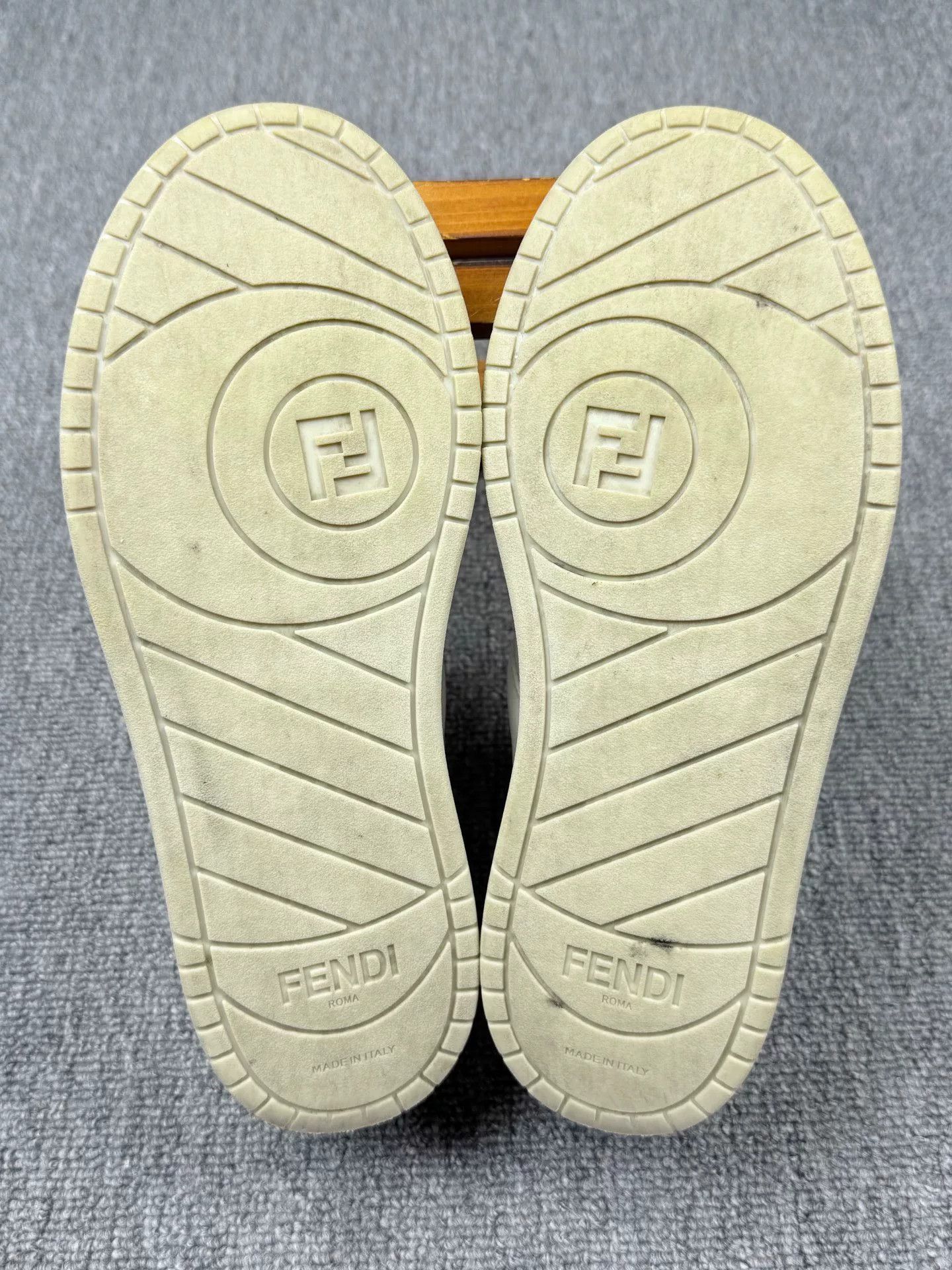 Fendi Fendi Multi Lowtop Sneakers it_36 Women Size US 6 / IT 36 - 6 Thumbnail