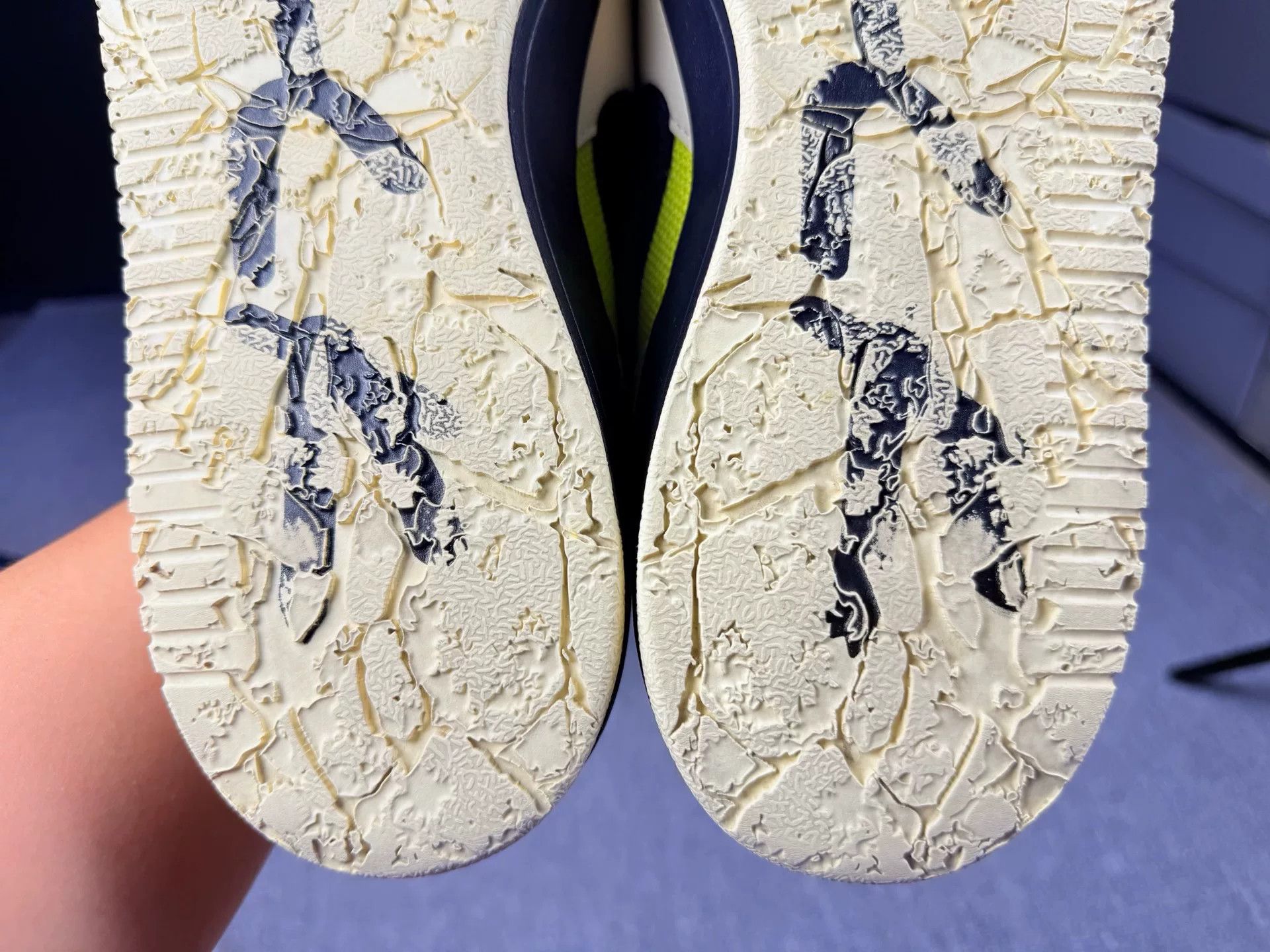 Travis Scott Travis Scott Green Lowtop Sneakers 13 Men Size US 13 / EU 46 - 8 Thumbnail