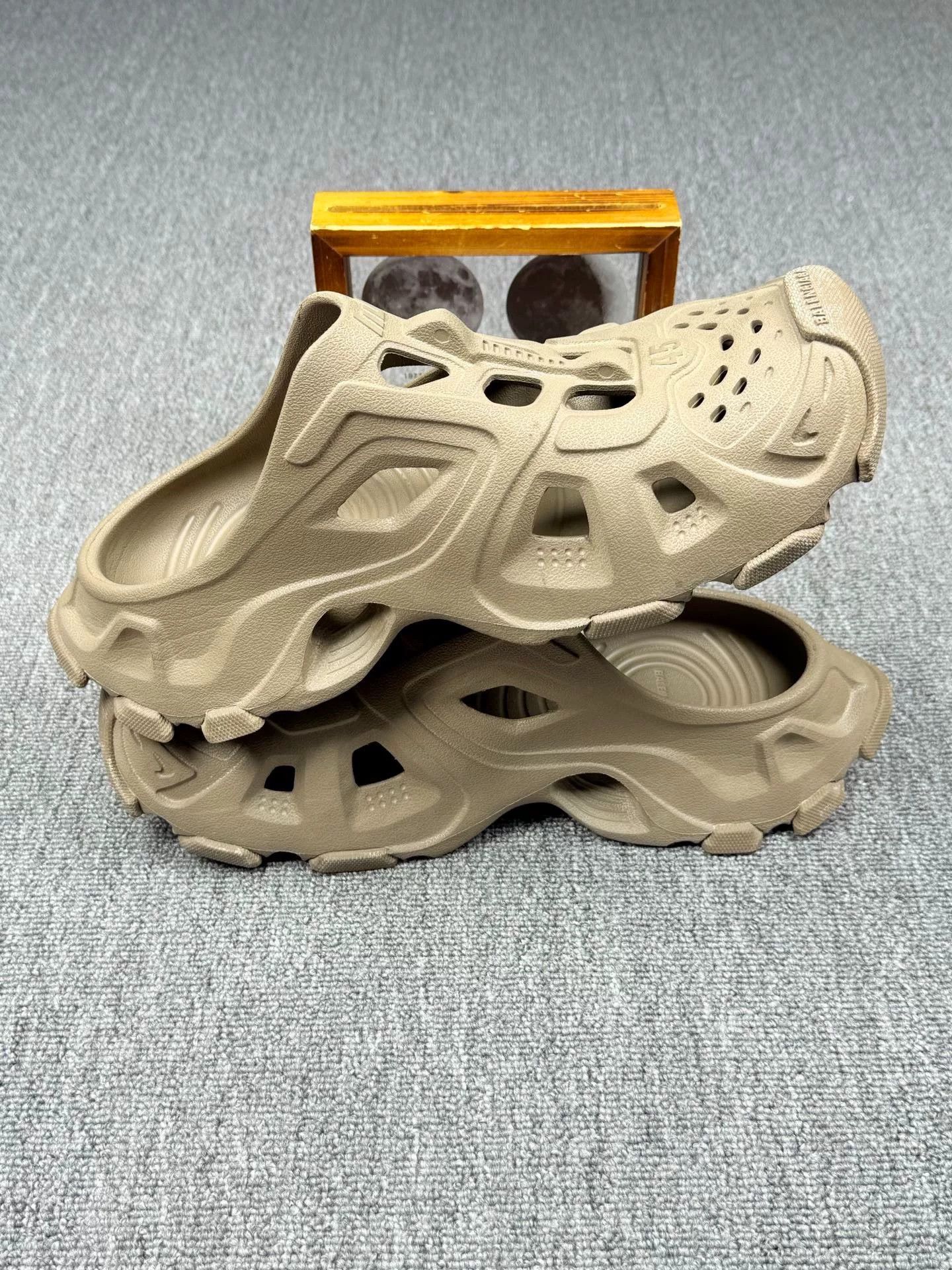 Balenciaga Balenciaga Brown Sandals 12 Men Size US 12 / EU 45 - 3 Thumbnail