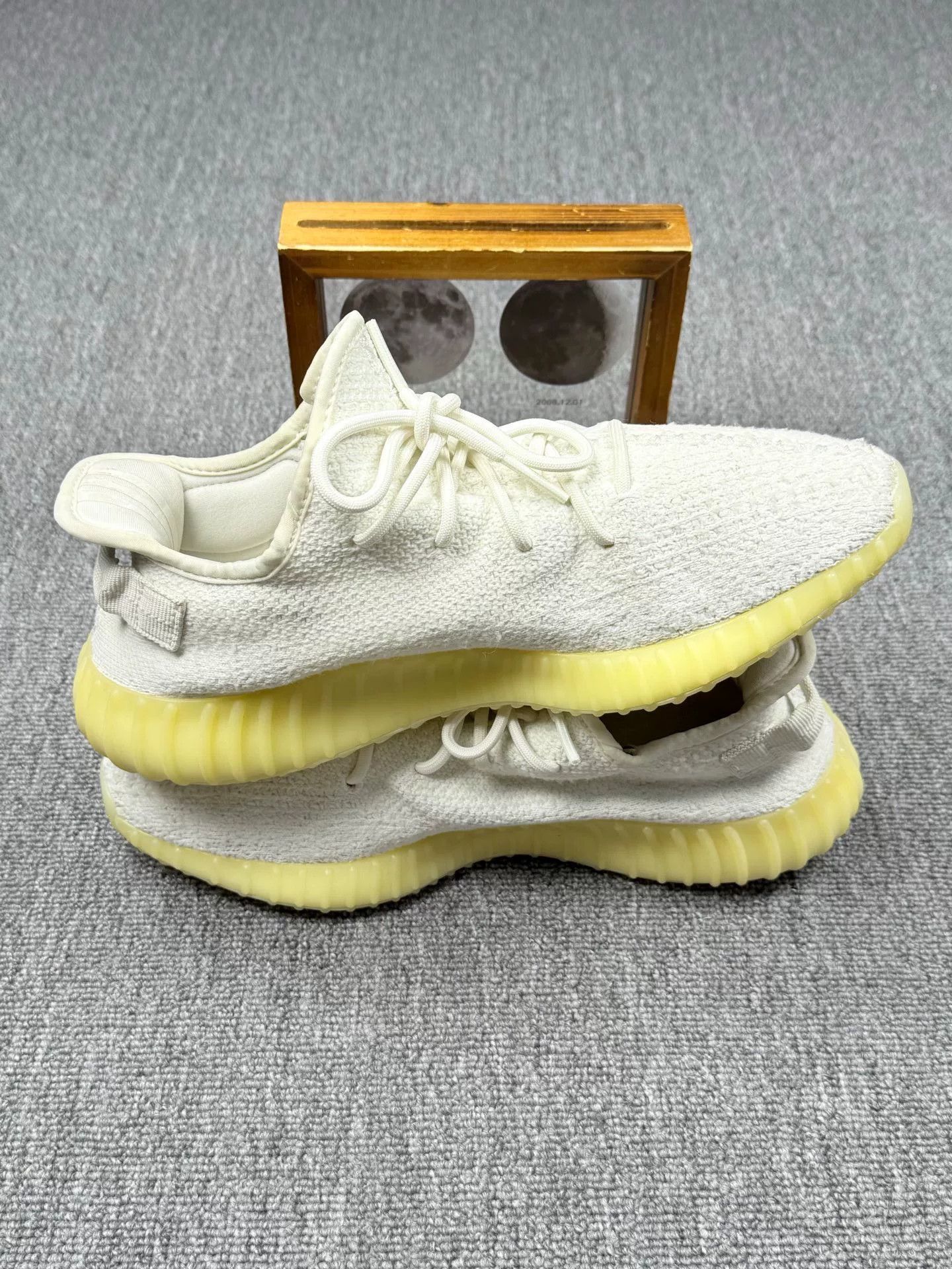 Adidas Adidas YEEZY350 White Lowtop Sneakers 11 Men Size US 11 / EU 44 - 3 Thumbnail