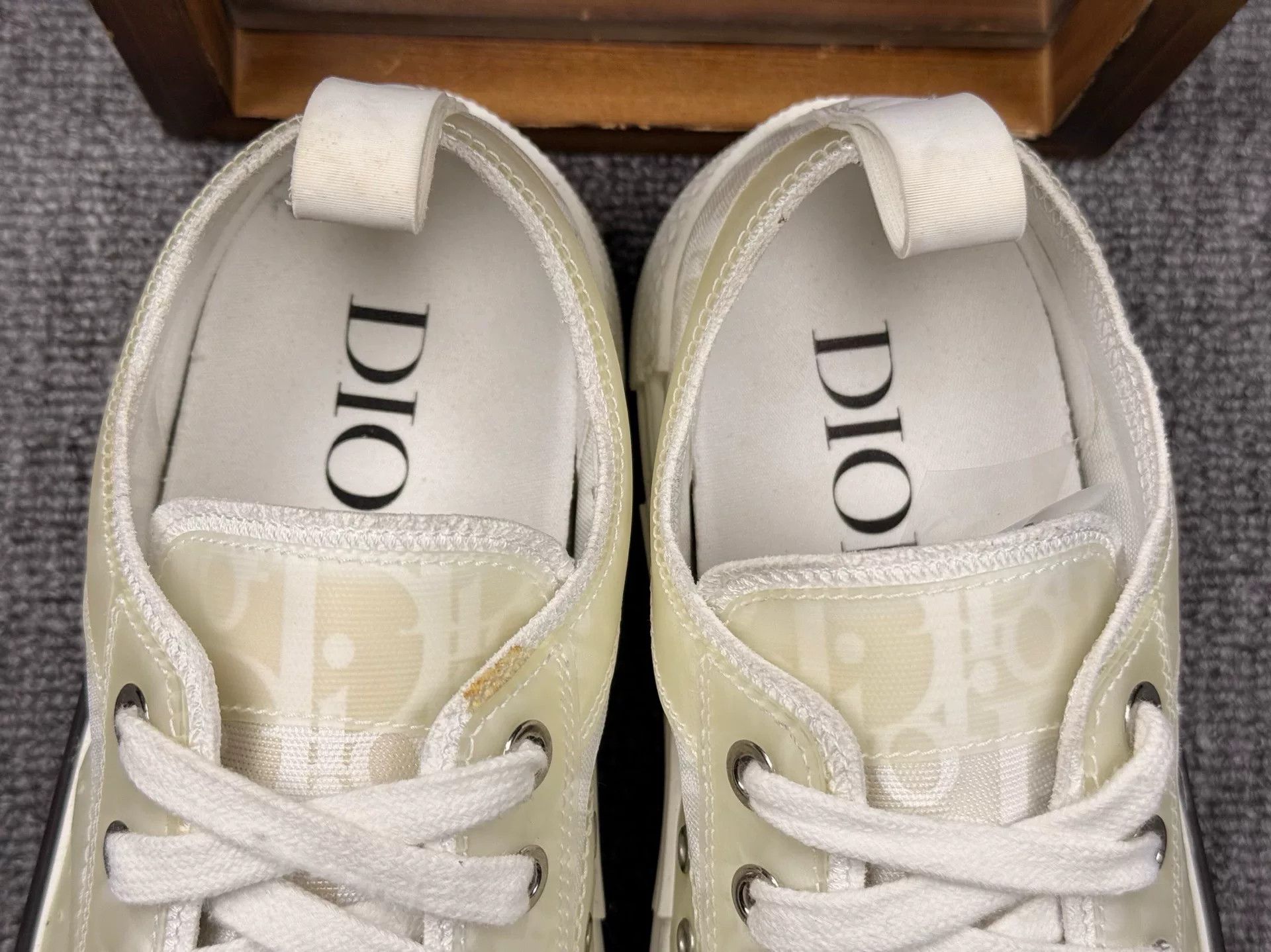 Dior Dior White Lowtop Sneakers it_37 Women Size US 7 / IT 37 - 9 Thumbnail