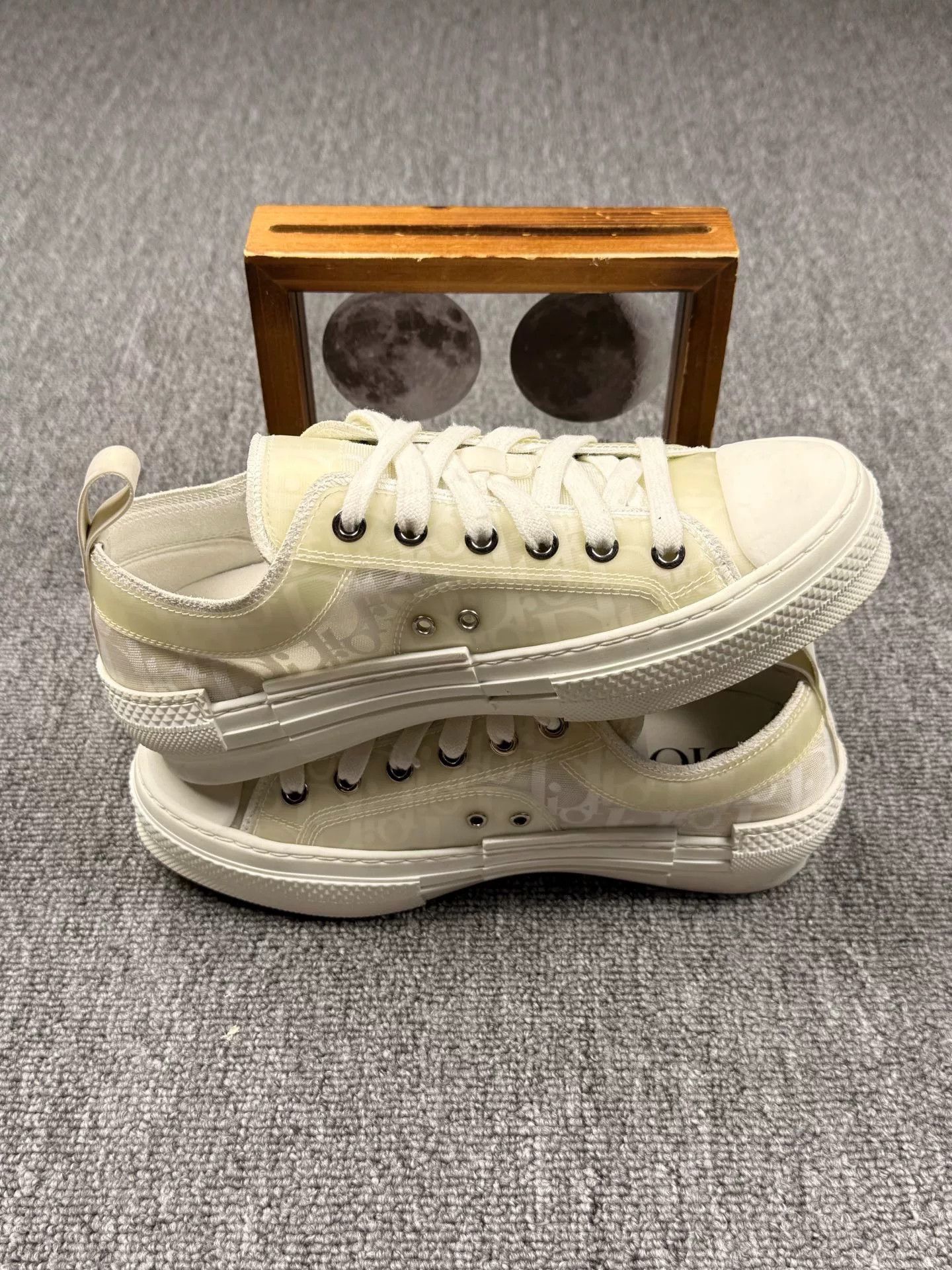 Dior Dior White Lowtop Sneakers it_37 Women Size US 7 / IT 37 - 3 Thumbnail