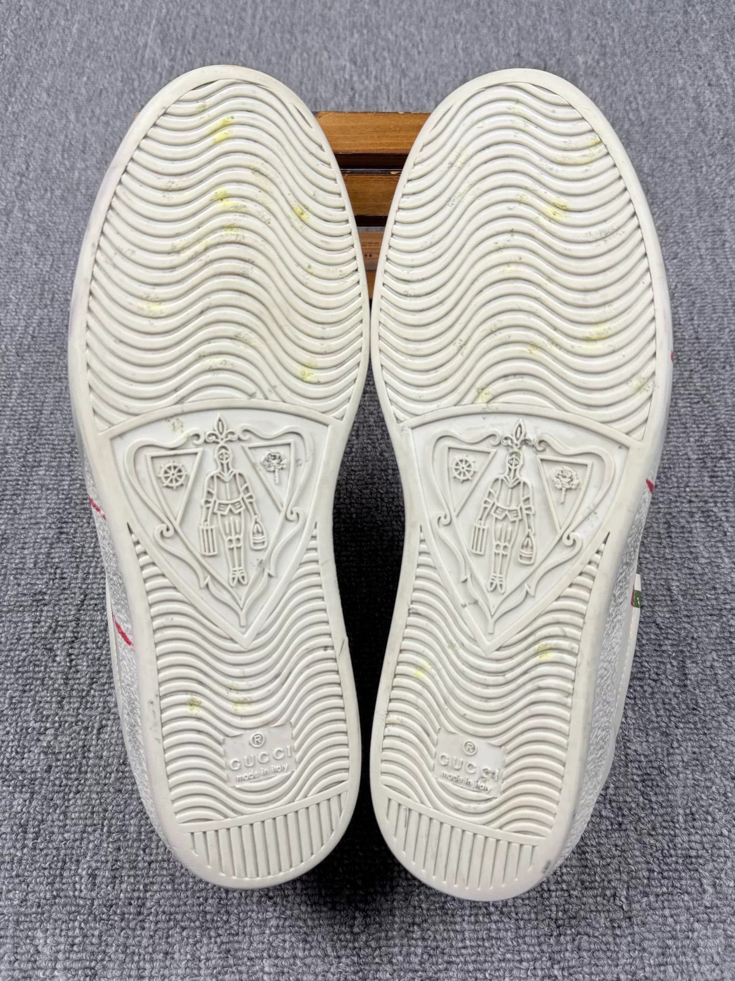 Gucci Gucci Retro Lowtop Sneakers 7 Men Size US 7 / EU 40 - 6 Thumbnail
