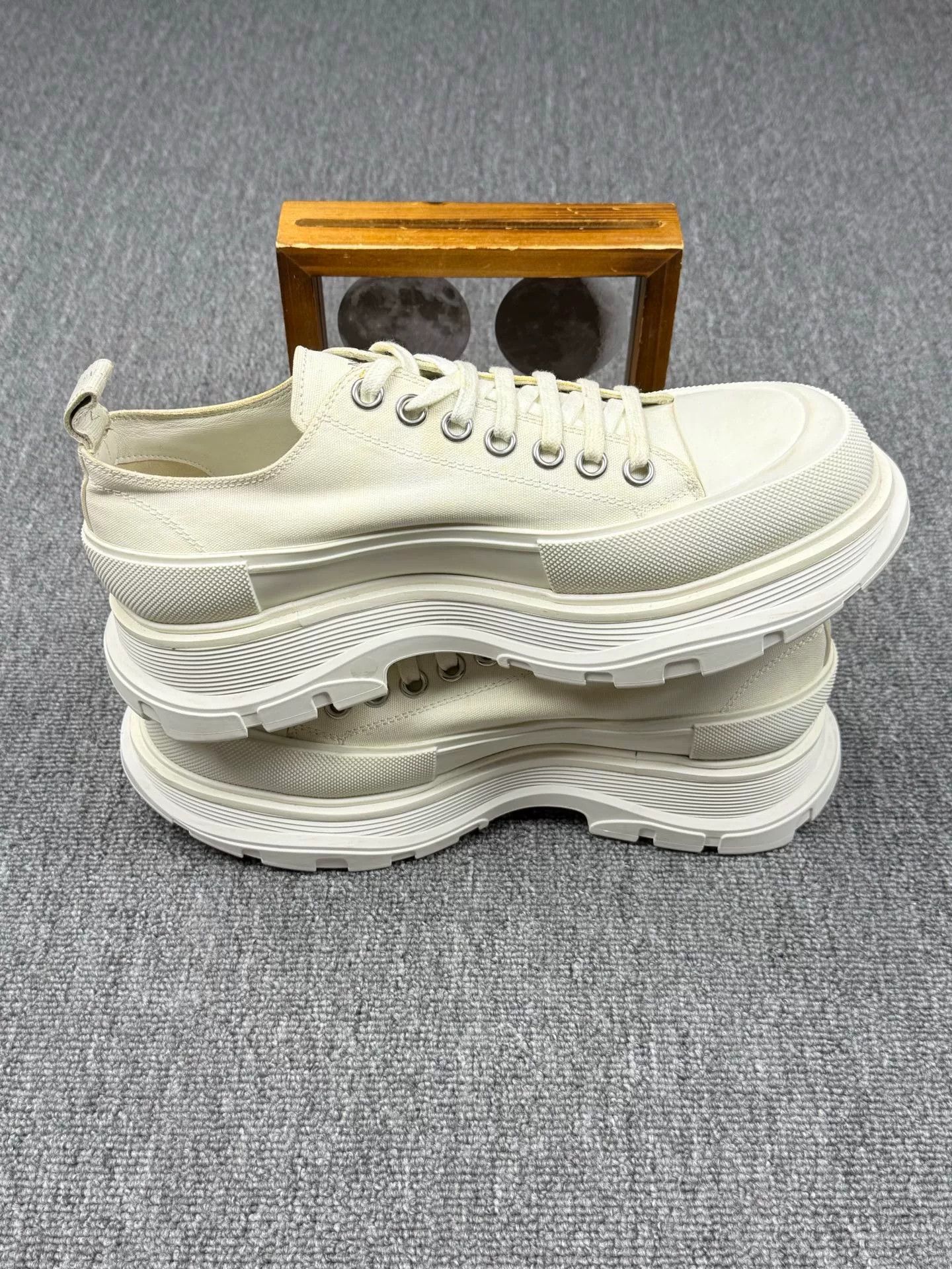 Alexander McQueen Alexander McQueen White Boots 8 Men Size US 8 / EU 41 - 3 Thumbnail