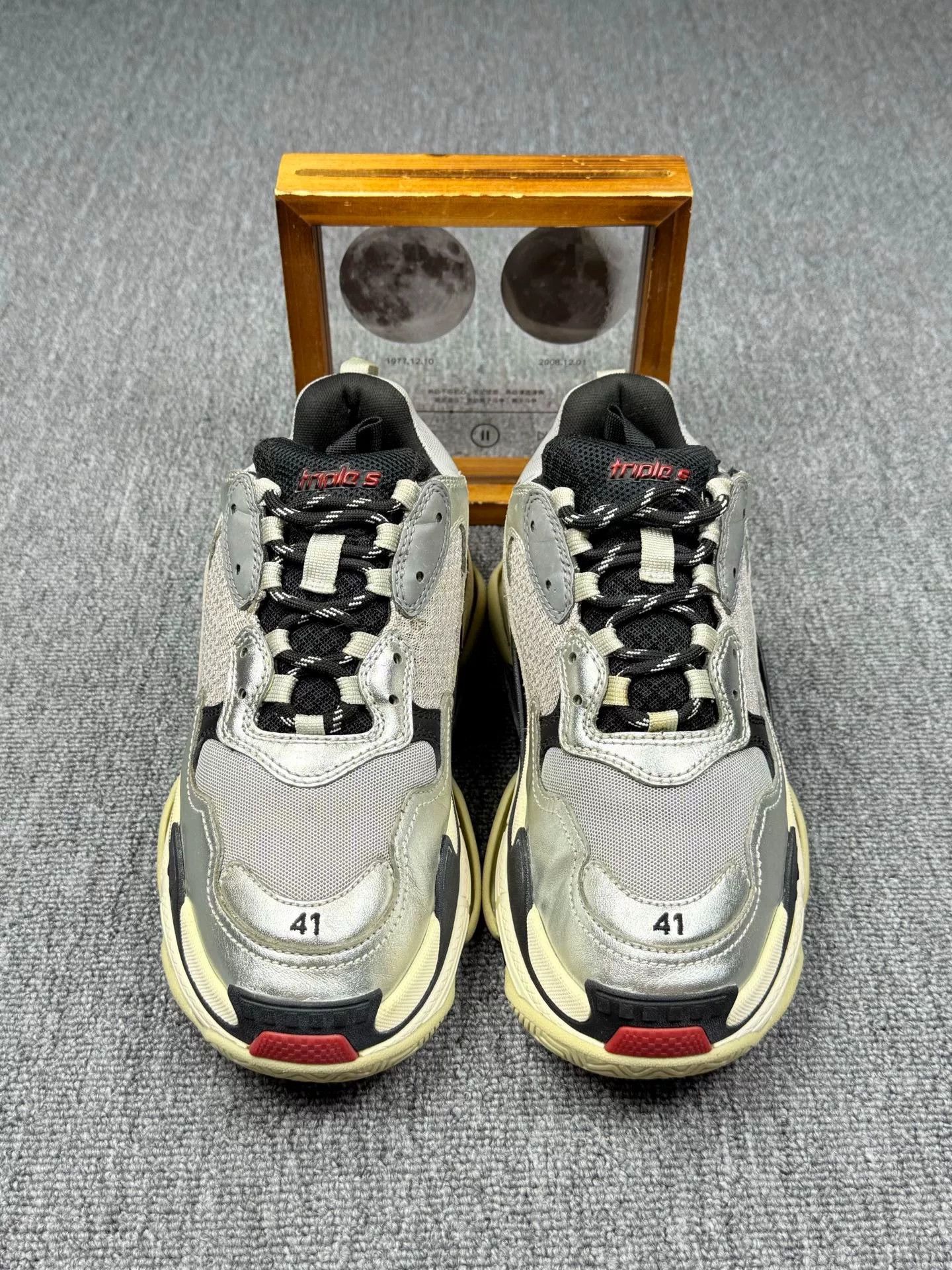 Balenciaga Balenciaga Multi Lowtop Sneakers 8 Men Size US 8 / EU 41 - 4 Thumbnail
