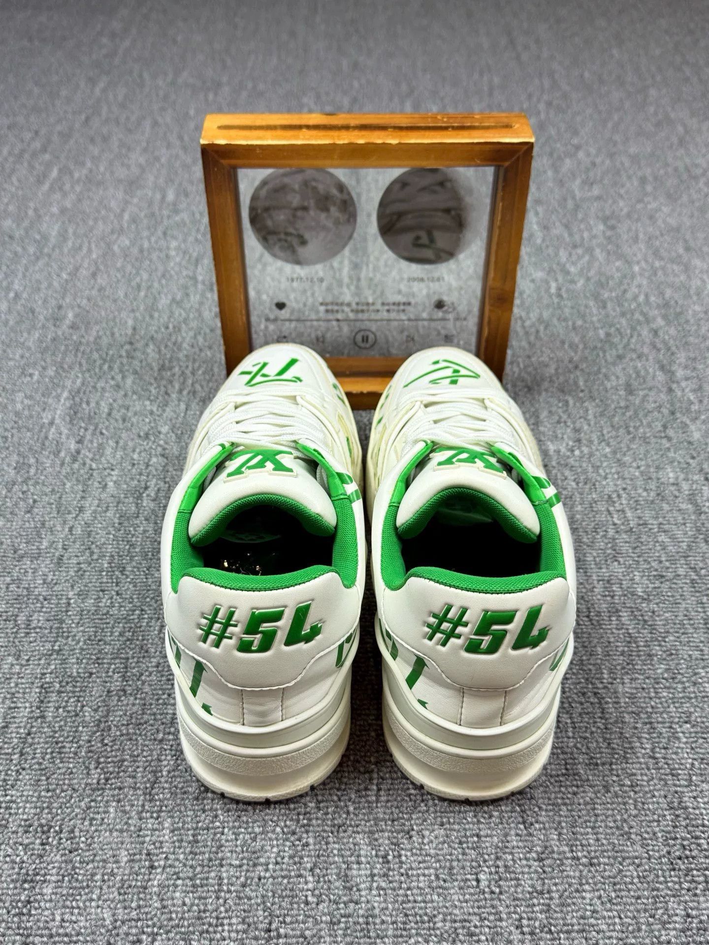 Louis Vuitton Louis Vuitton Training Green Lowtop Sneakers 7 Men Size US 7 / EU 40 - 5 Thumbnail