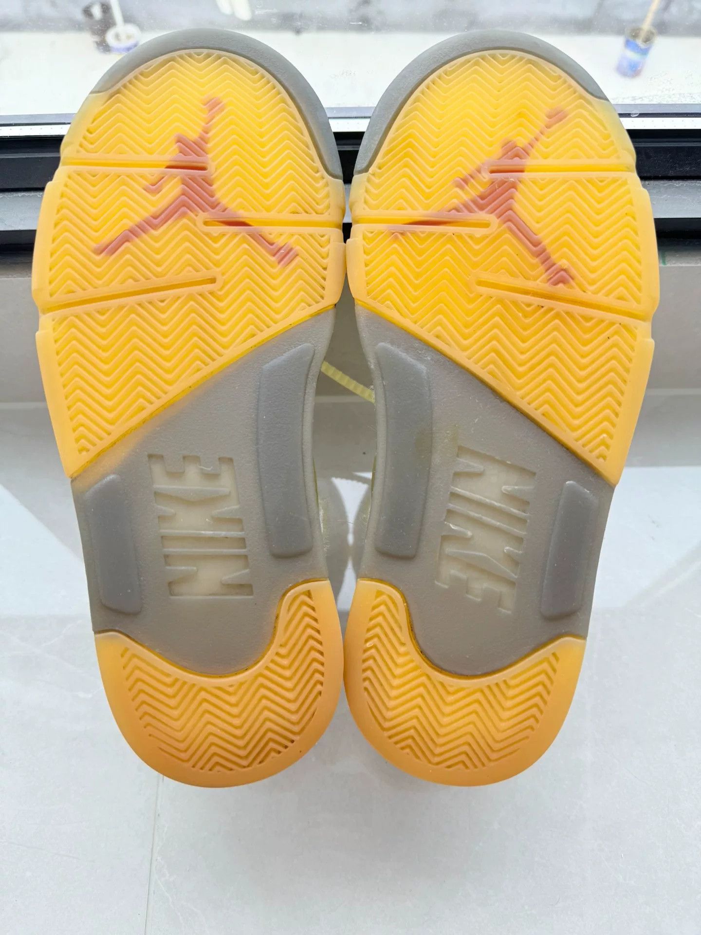 Nike Nike AJ5 White Lowtop Sneakers 11 Men Size US 11 / EU 44 - 6 Thumbnail