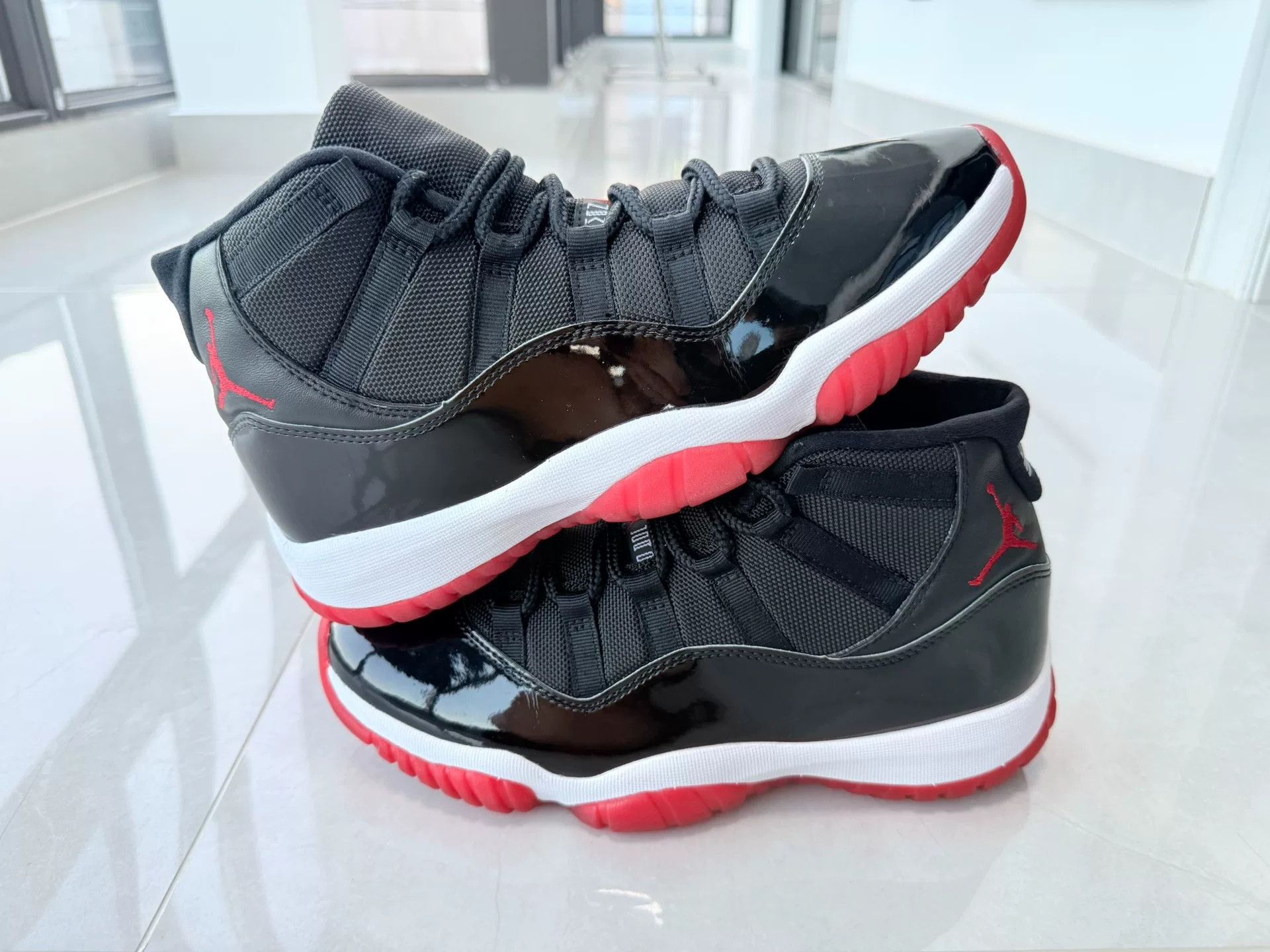 Nike Nike AJ11 Black Lowtop Sneakers 9 Men Size US 9 / EU 42 - 2 Thumbnail