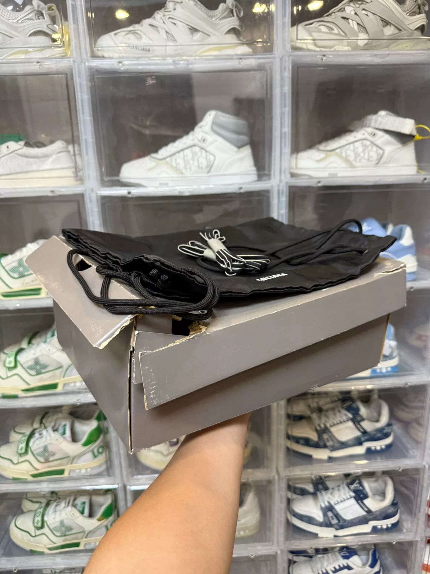 Balenciaga Balenciaga Black Lowtop Sneakers it_36 Women Size US 6 / IT 36 - 9 Thumbnail