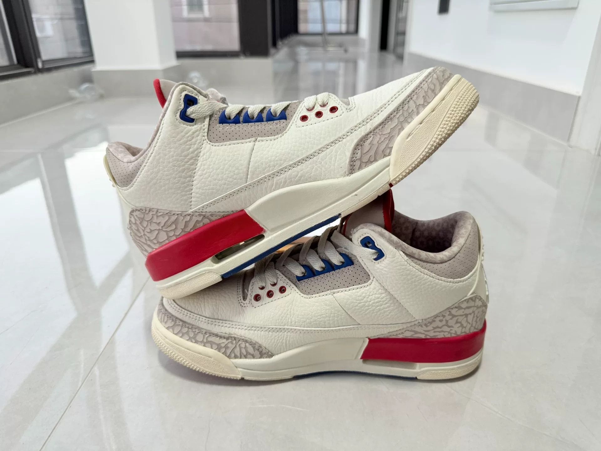Nike Nike AJ3 Lowtop Sneakers 8 Men Size US 8 / EU 41 - 3 Thumbnail