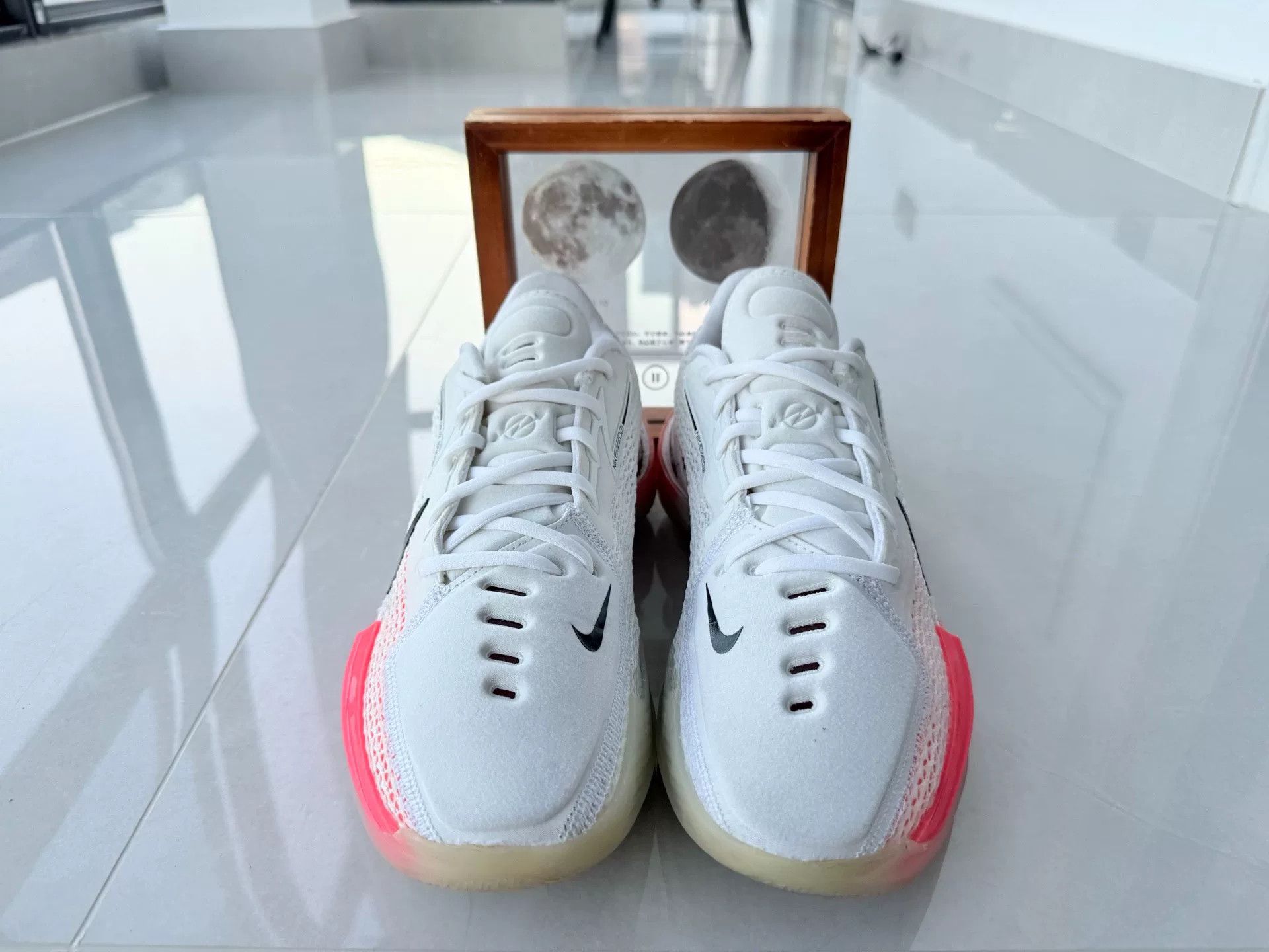 Nike Nike Pink Lowtop Sneakers 9 Men Size US 9 / EU 42 - 4 Thumbnail