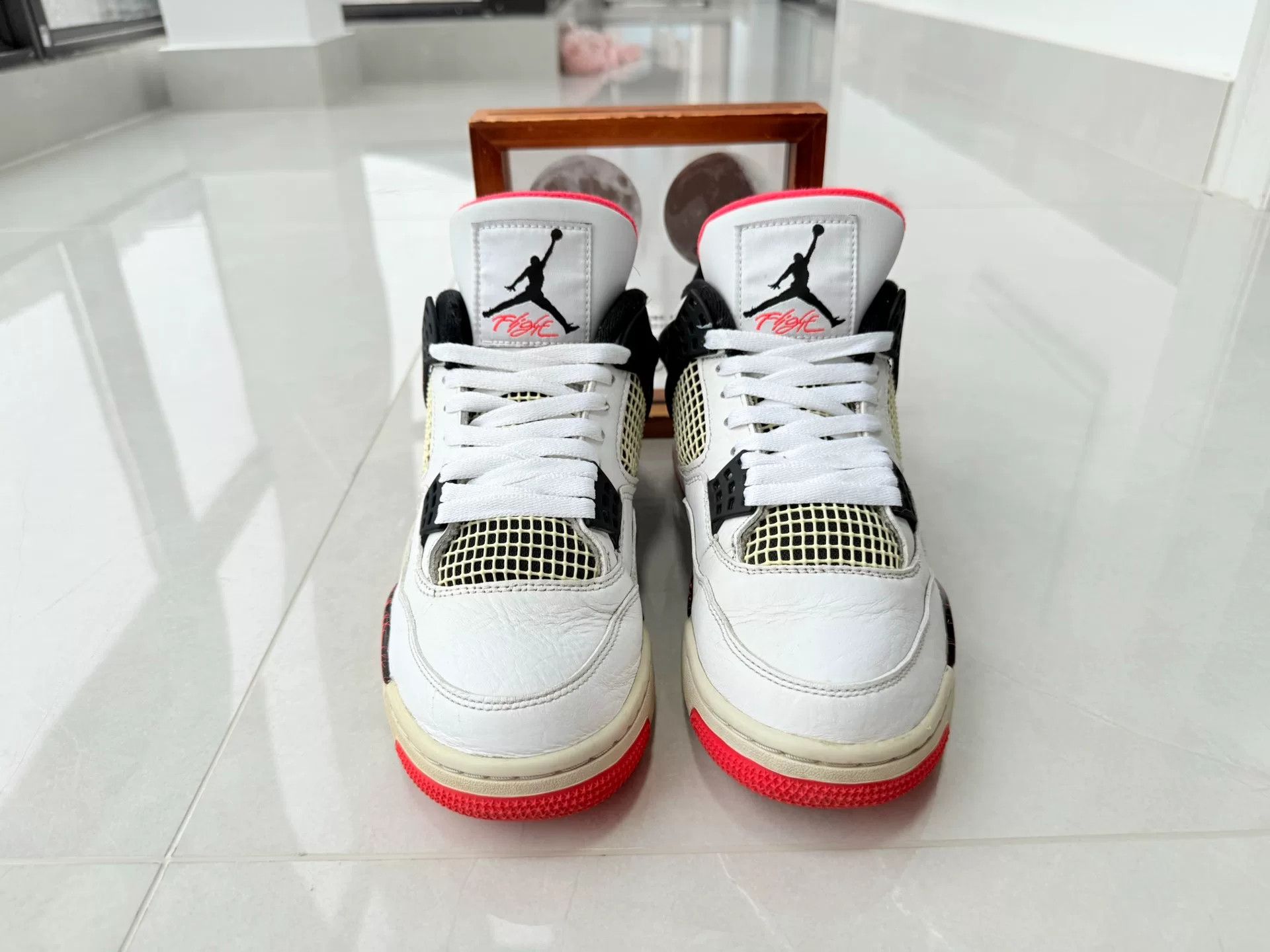 Nike Nike AJ4 Lowtop Sneakers 9 Men Size US 9 / EU 42 - 4 Thumbnail