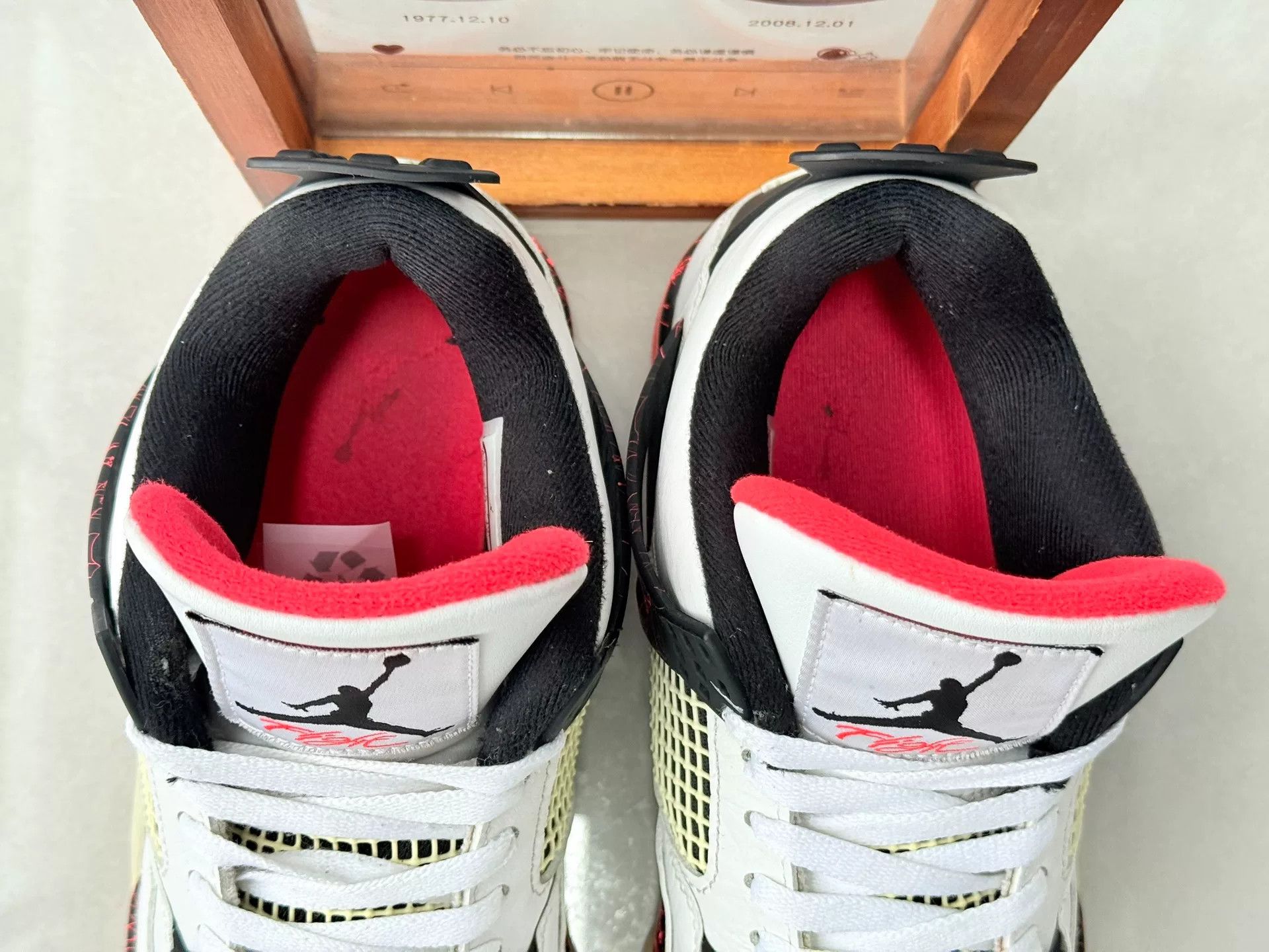 Nike Nike AJ4 Lowtop Sneakers 9 Men Size US 9 / EU 42 - 9 Thumbnail
