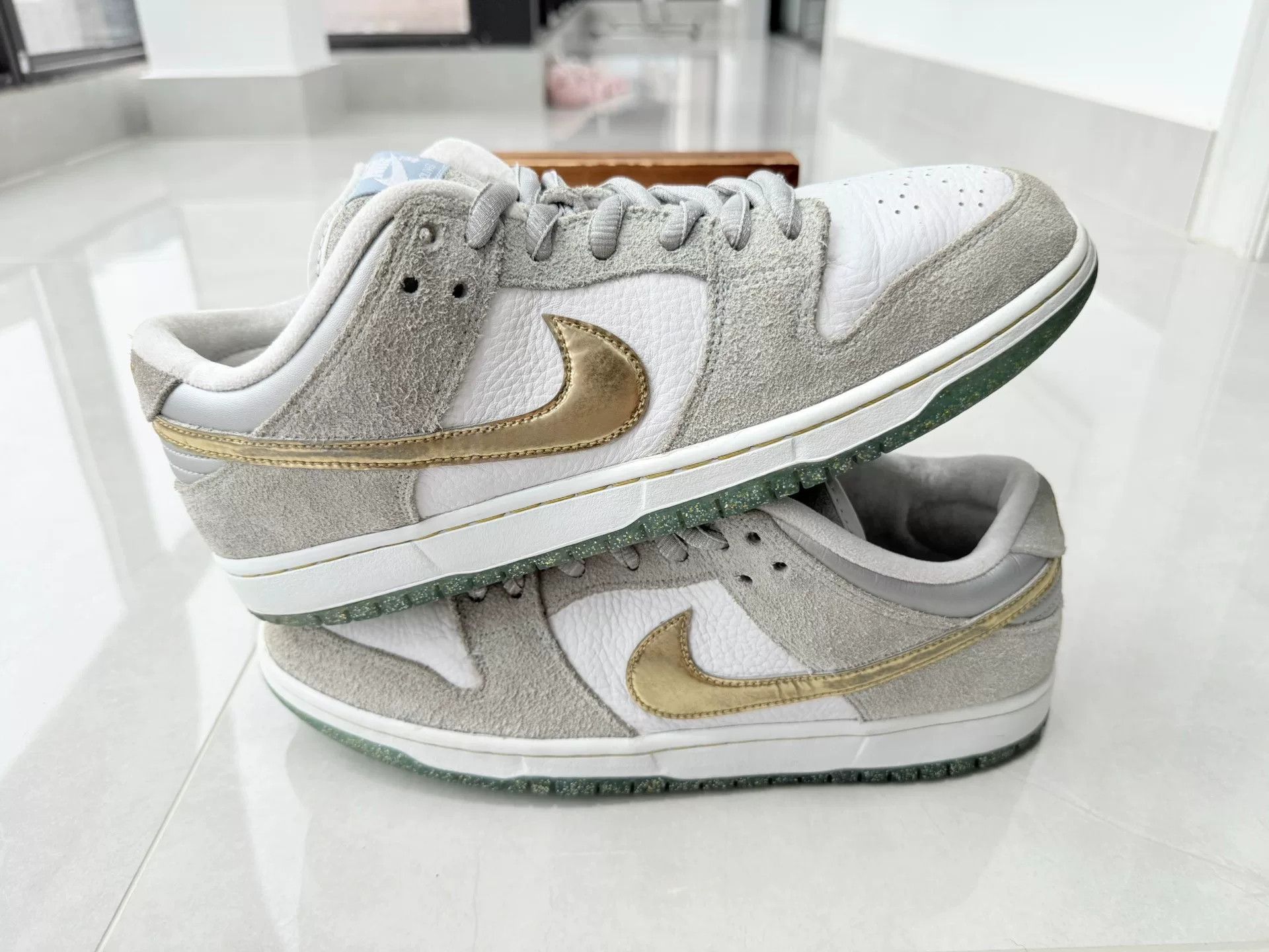 Nike Nike DUNK SB Lowtop Sneakers 12 Men Size US 12 / EU 45 - 2 Thumbnail