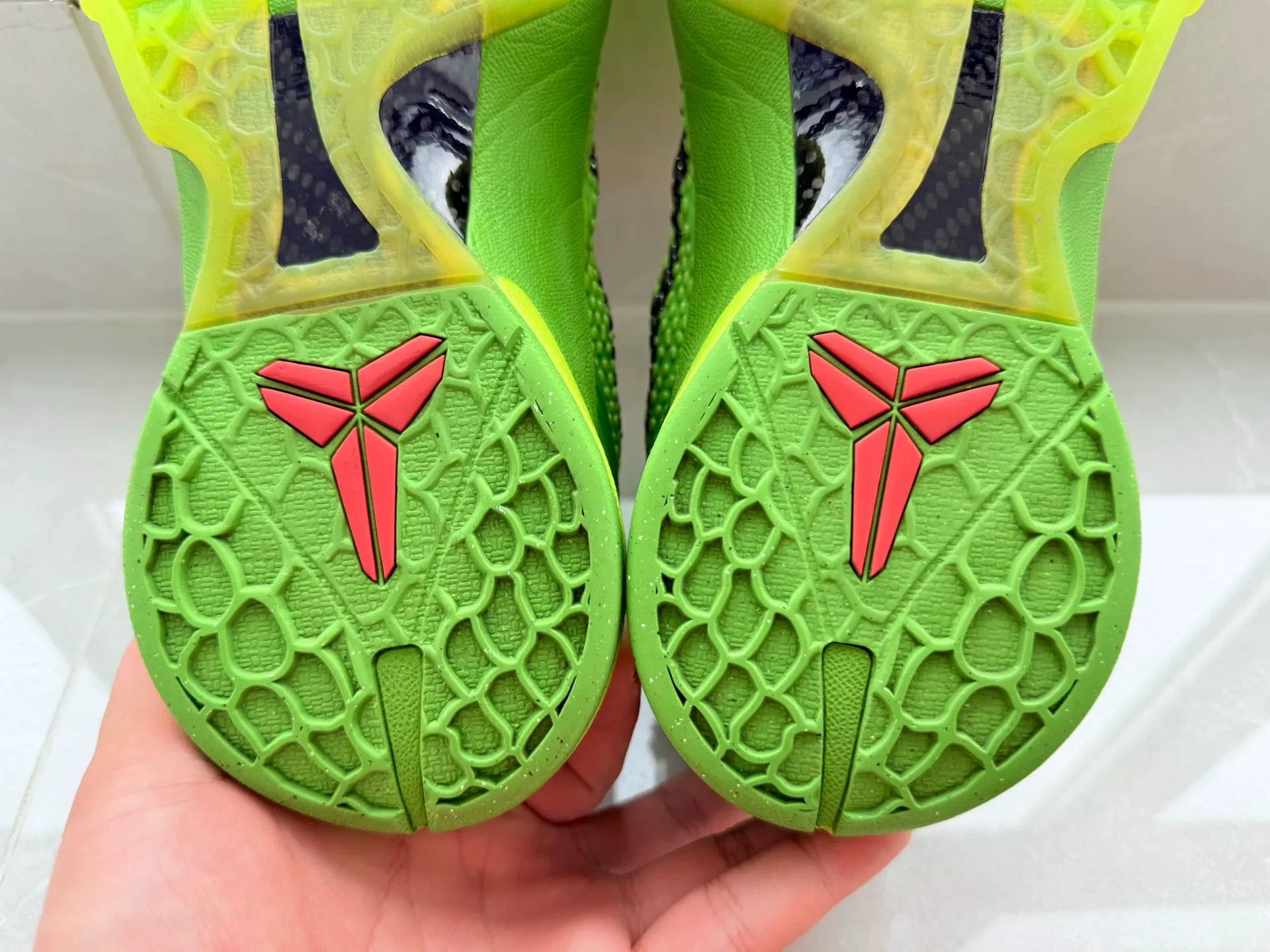Nike Nike KOBE6 Lowtop Sneakers 8 Men Size US 8 / EU 41 - 8 Thumbnail