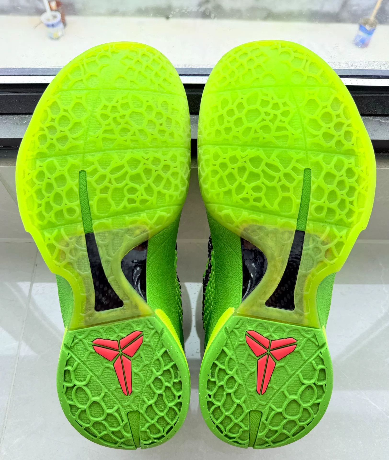 Nike Nike KOBE6 Lowtop Sneakers 8 Men Size US 8 / EU 41 - 6 Thumbnail