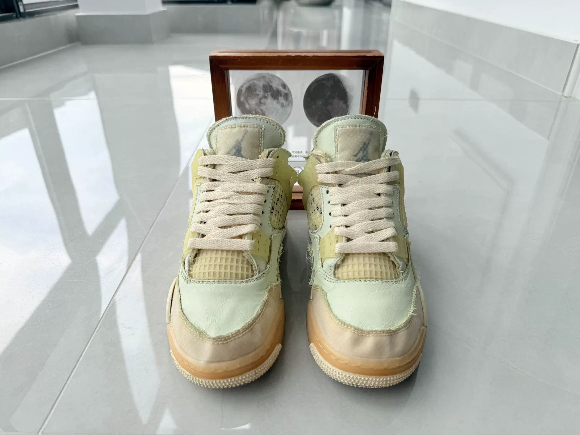 Nike Nike AJ4 White Lowtop Sneakers 8 Men Size US 8 / EU 41 - 4 Thumbnail