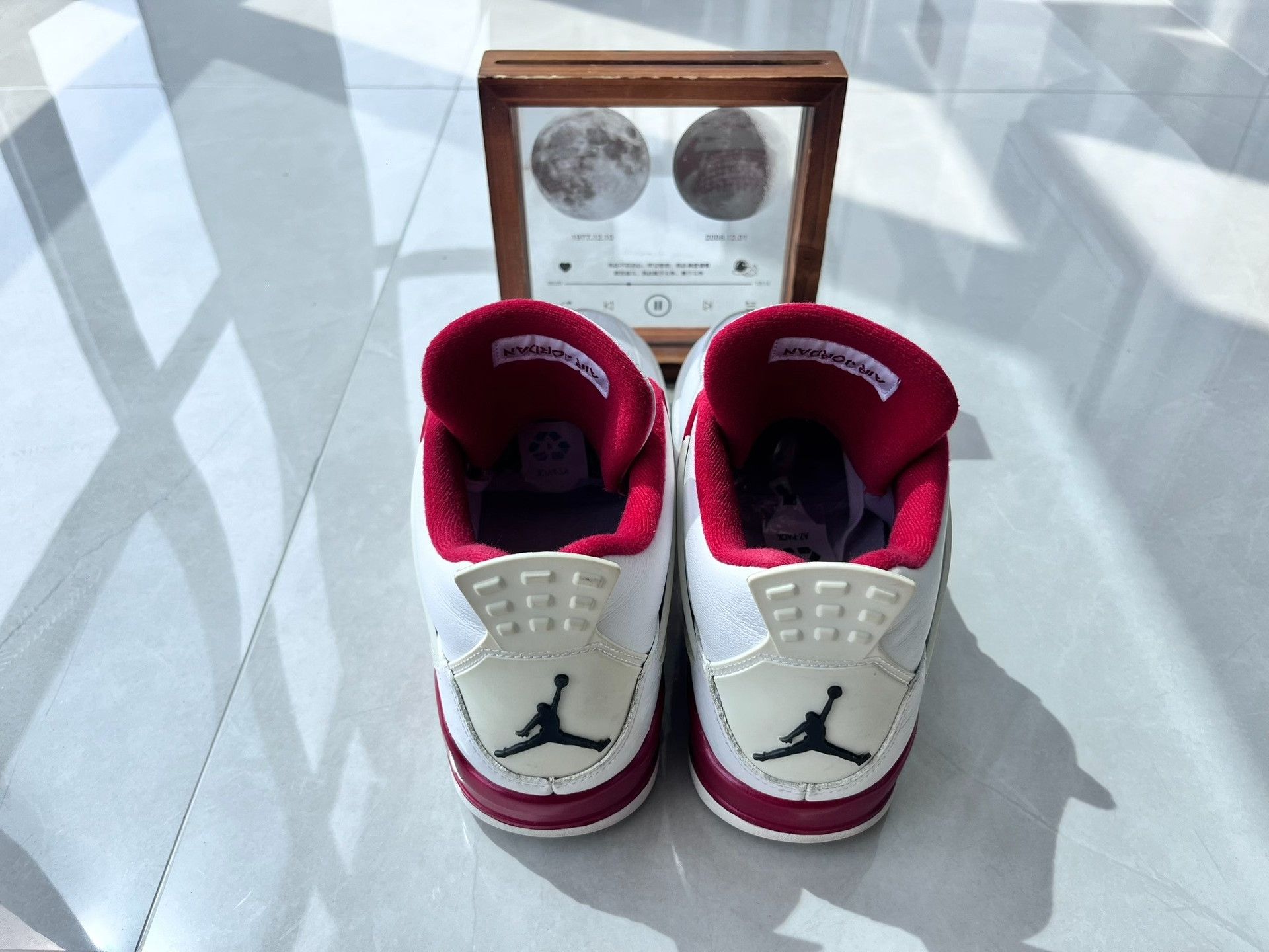 Nike Nike AJ4 Red Lowtop Sneakers 11 Men Size US 11 / EU 44 - 5 Thumbnail