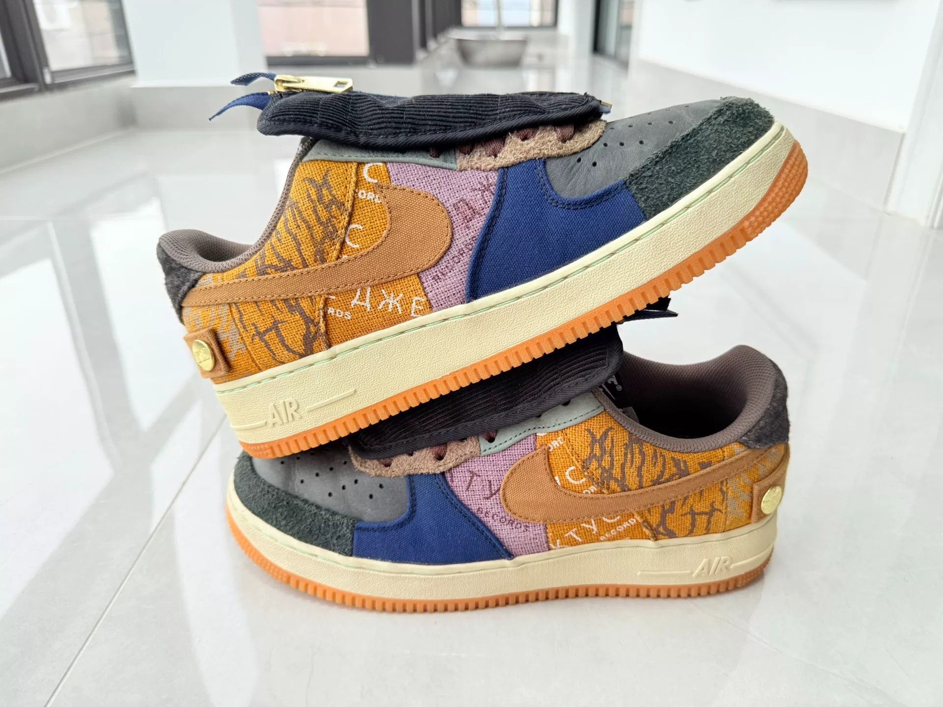 Nike Nike AF1 Lowtop Sneakers 10 Men Size US 10 / EU 43 - 2 Thumbnail