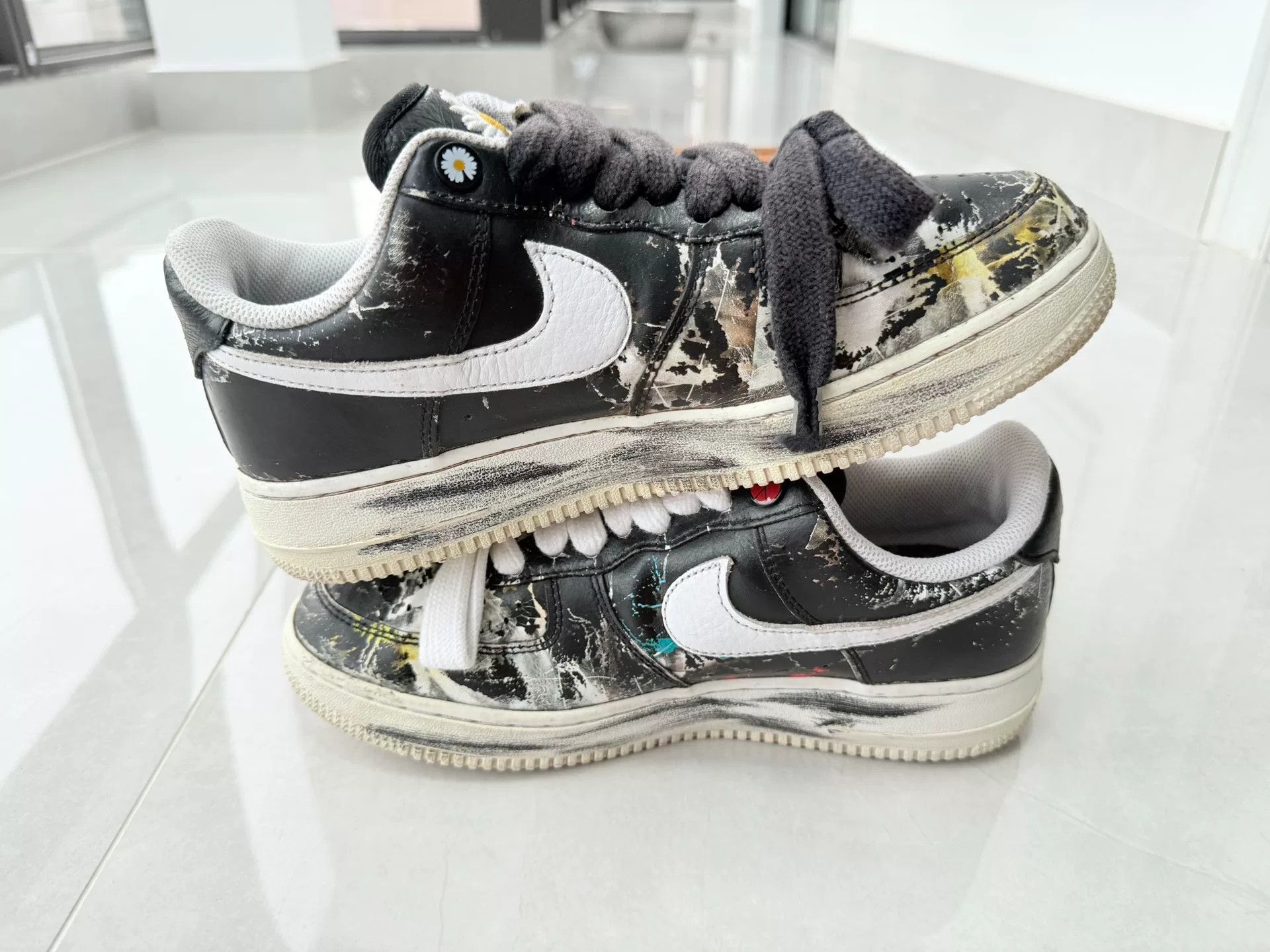 Nike Nike AF1 Black Lowtop Sneakers 8 Men Size US 8 / EU 41 - 3 Thumbnail