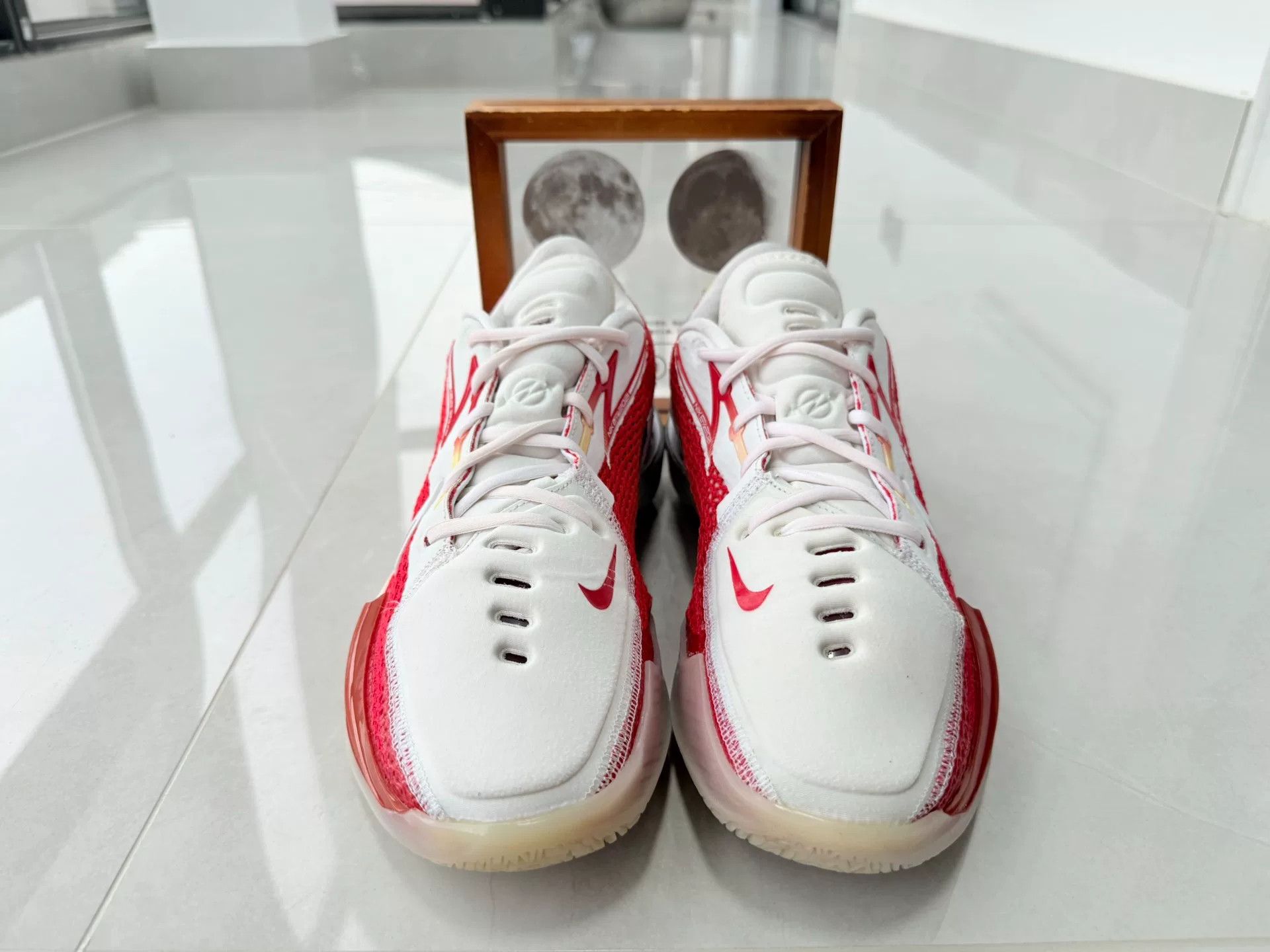 Nike Nike Red Lowtop Sneakers 11 Men Size US 11 / EU 44 - 4 Thumbnail