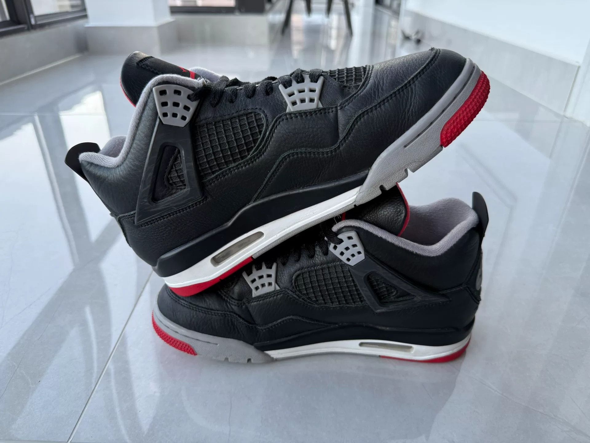 Nike Nike AJ4 Black Lowtop Sneakers 9 Men Size US 9 / EU 42 - 3 Thumbnail