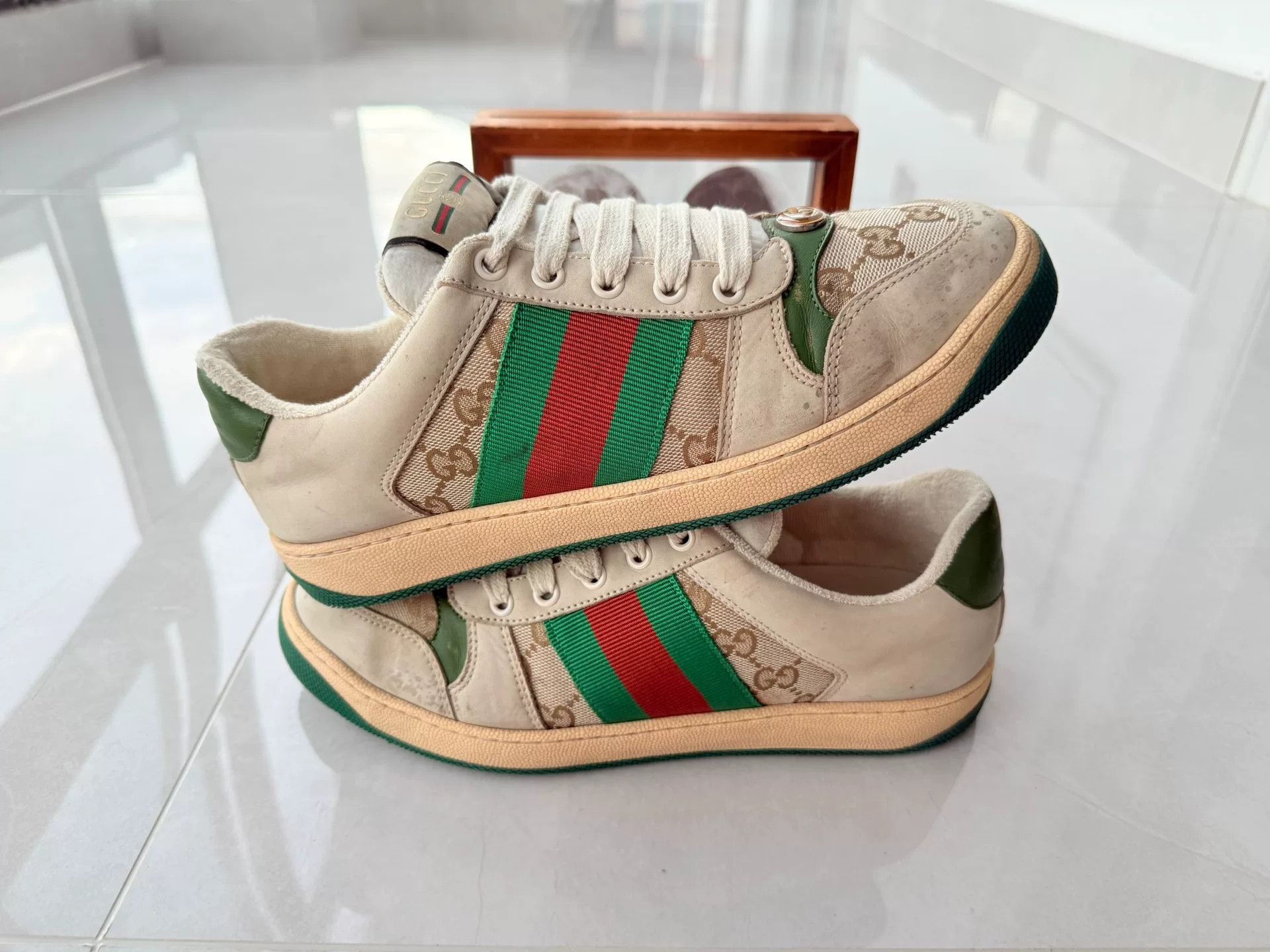 Gucci Gucci Distressed Green Lowtop Sneakers 10 Men Size US 10 / EU 43 - 2 Thumbnail