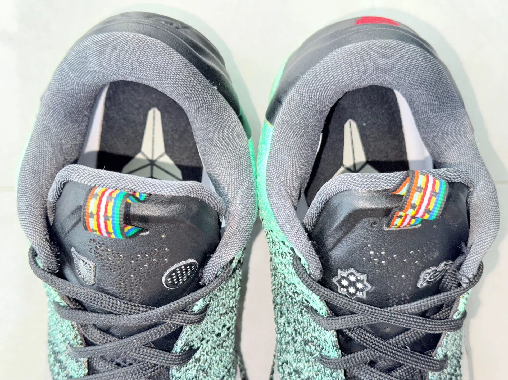 Nike Nike KOBE11 Gradient Multi Lowtop Sneakers 10 Men Size US 10 / EU 43 - 9 Thumbnail