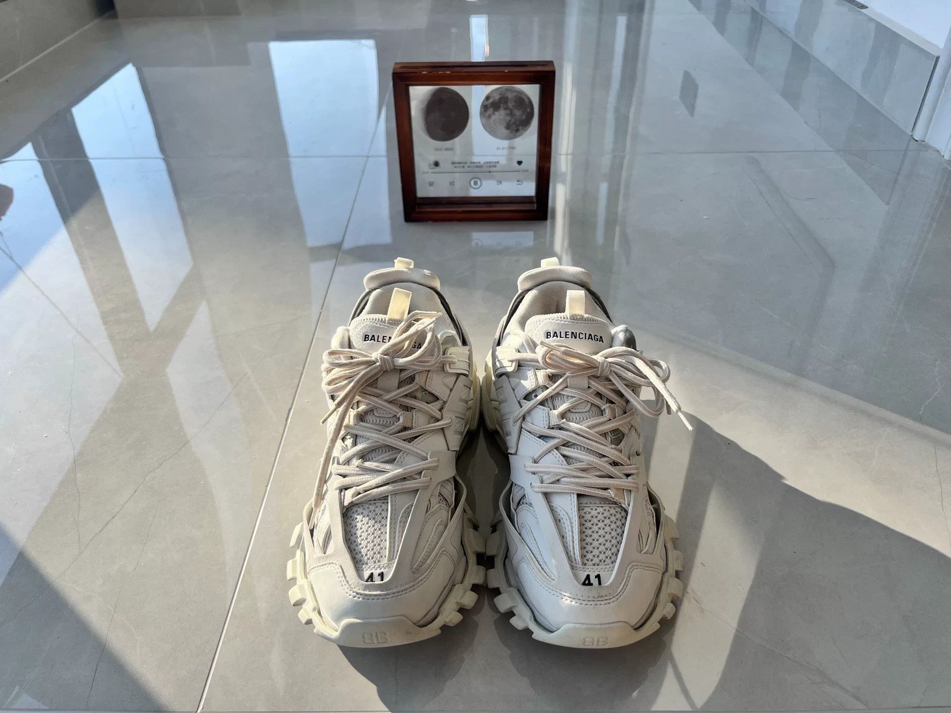 Balenciaga Balenciaga White Lowtop Sneakers 8 Men Size US 8 / EU 41 - 4 Thumbnail